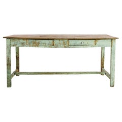 Table en bois patiné français des années 1900