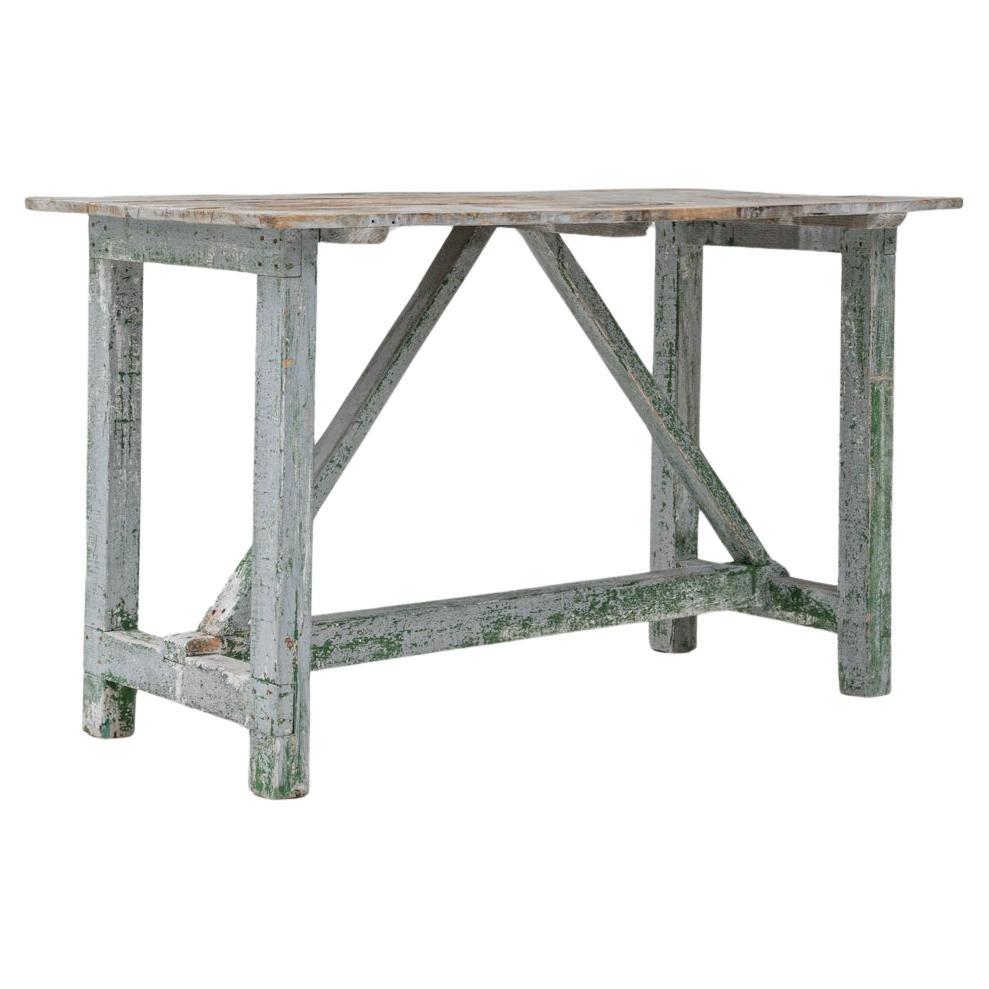 Mesa francesa de madera patinada de 1900