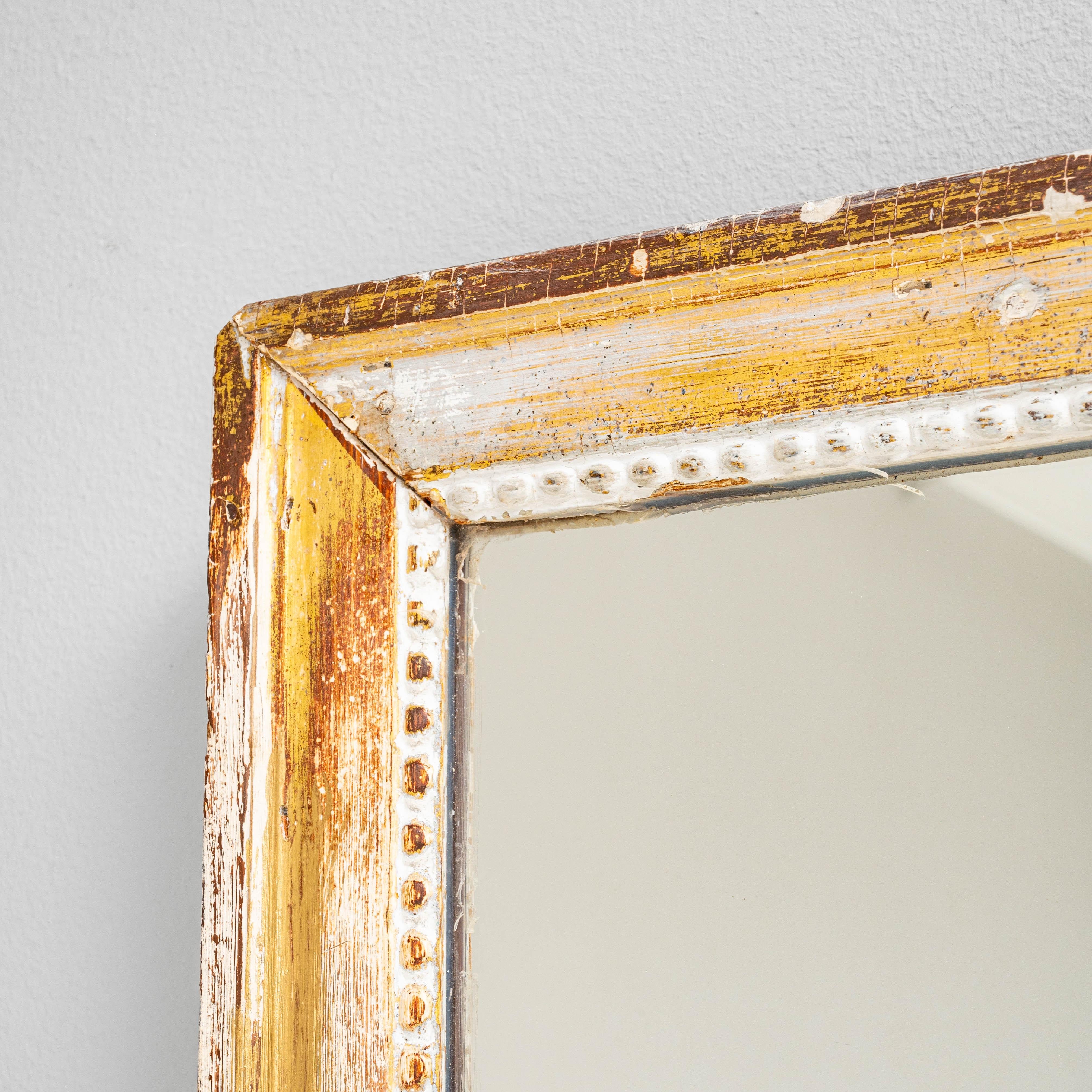 Specchio francese del 1900 in legno patinato bianco in vendita 3