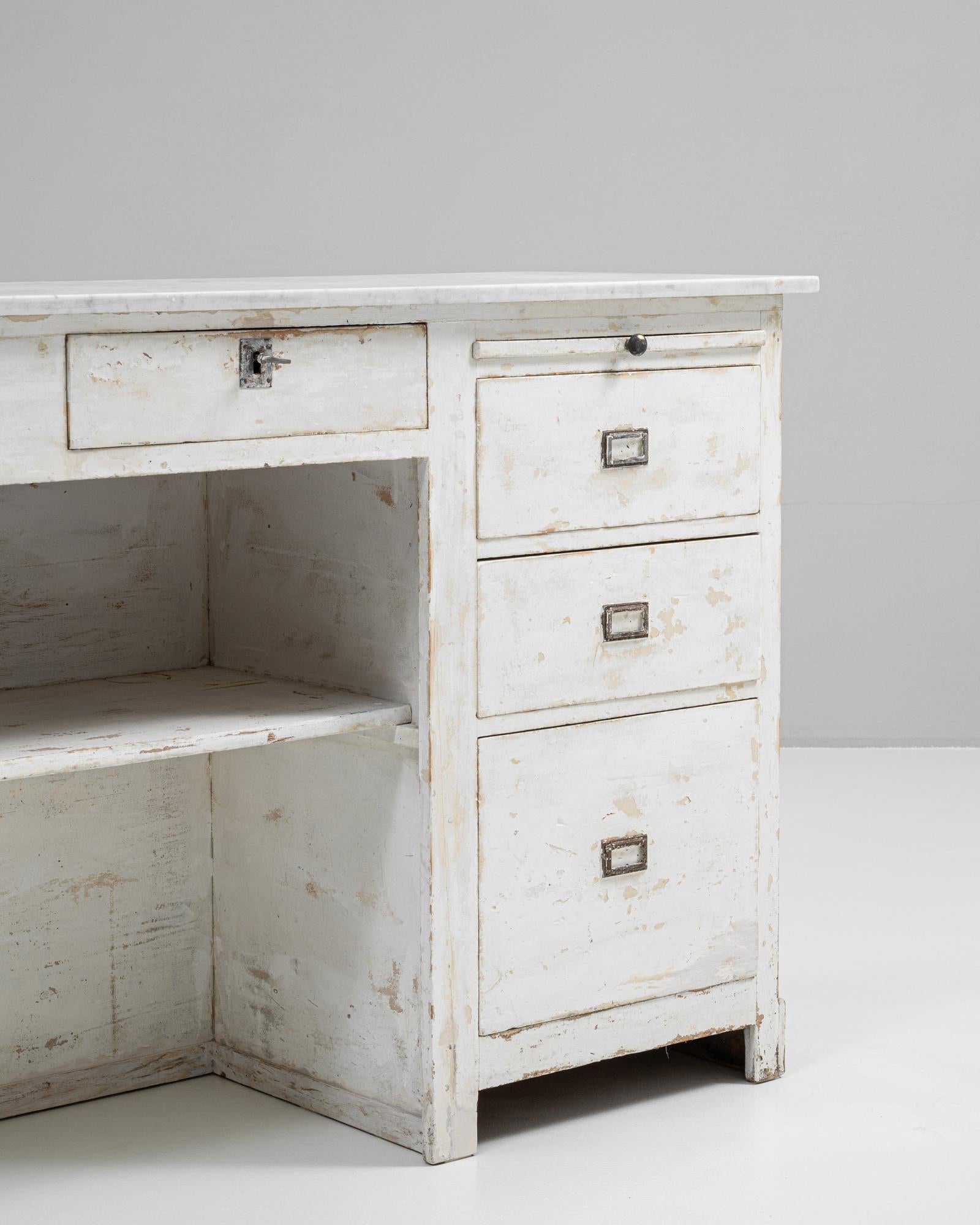 1900s French Wood White Patinated Shop Counter With Marble Top in vendita 2