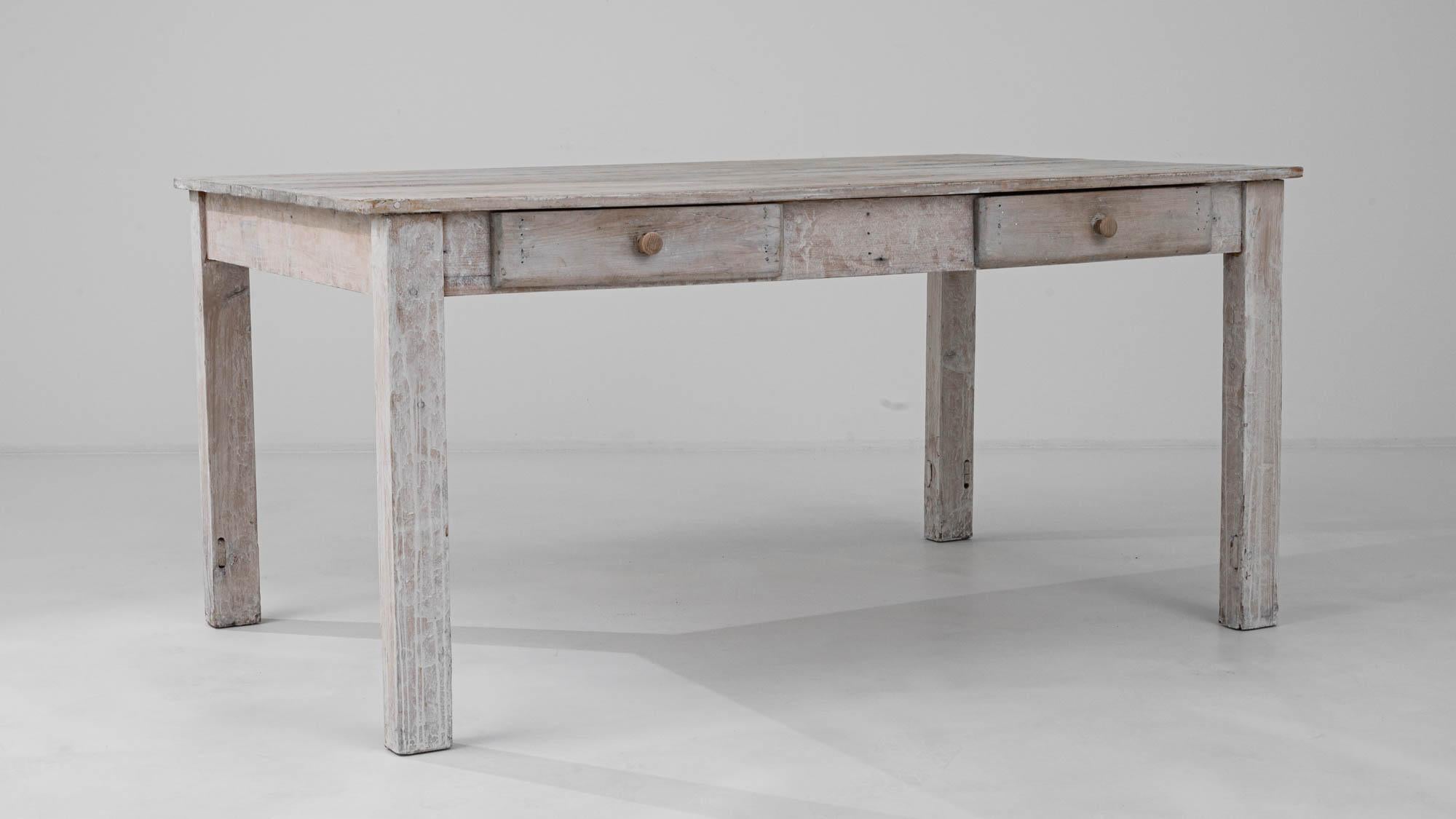 1900s French Wood White Patinated Table For Sale 4
