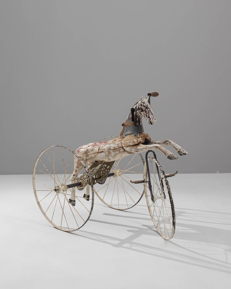 Homme Tiède du Coca jouet ancien cheval tricycle fusible Chapiteau Habiliter