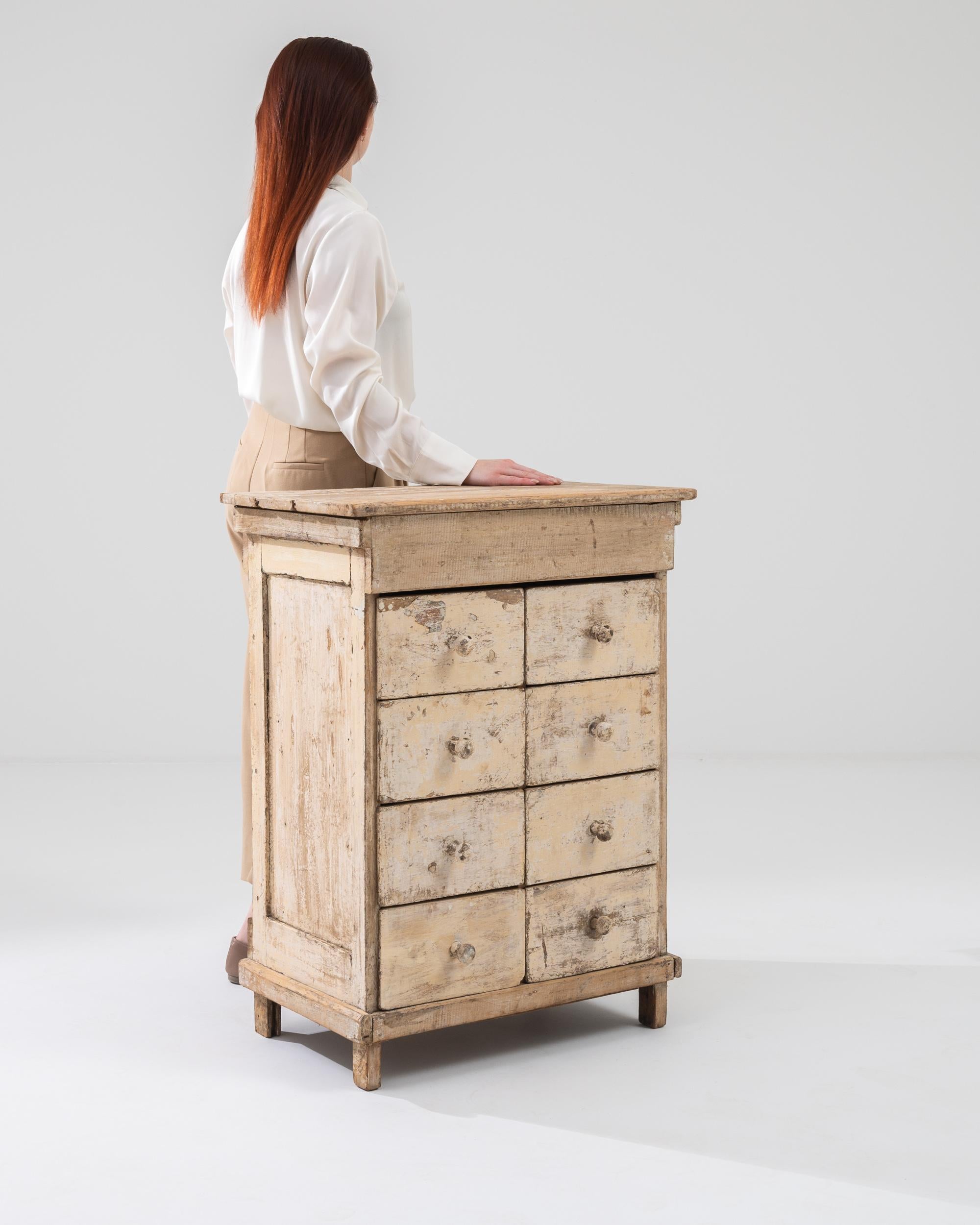 1900s French Wooden Chest of Drawers 1