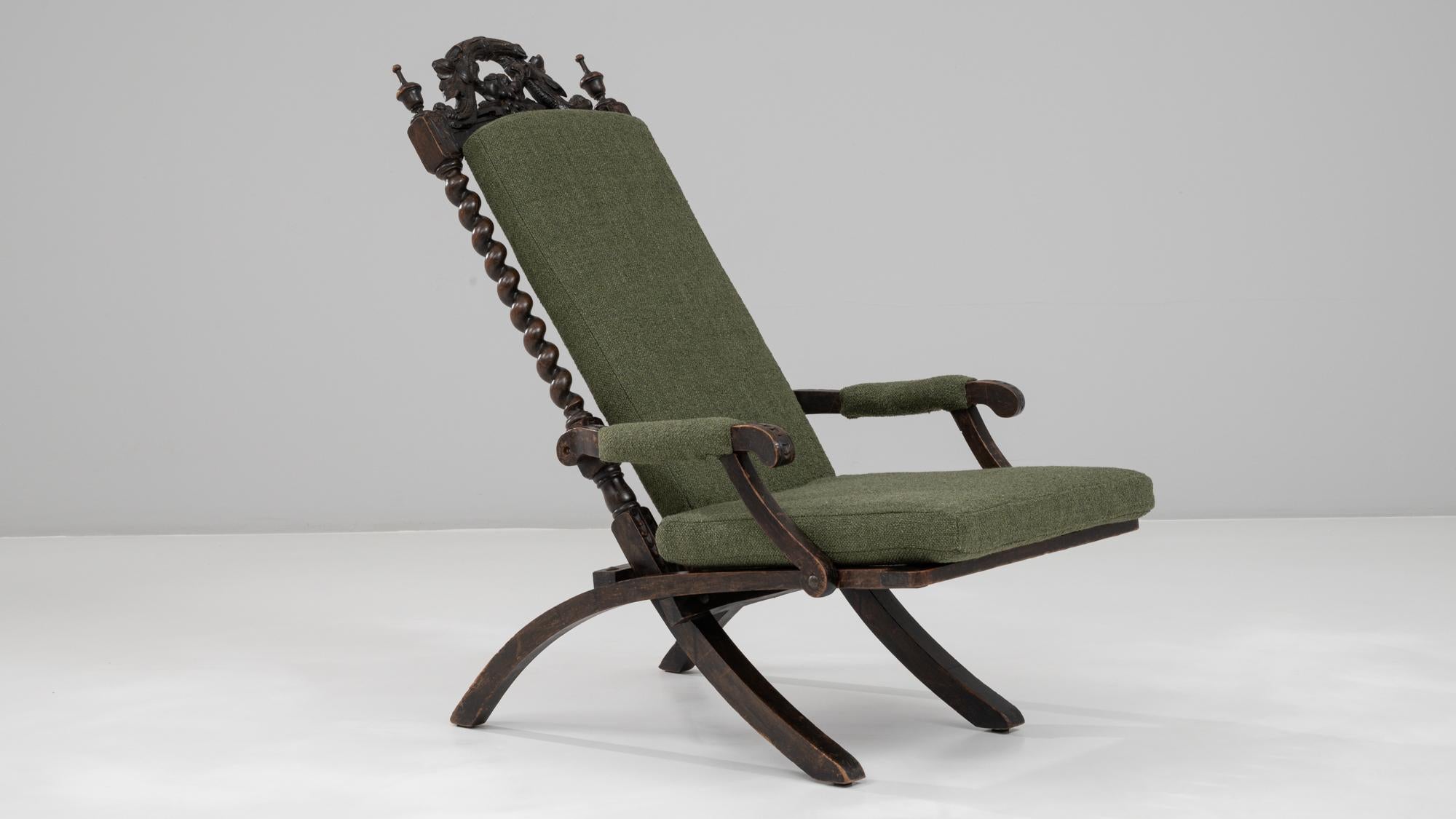 Poltrona Foldes in legno francese del 1900 con cuscini imbottiti in vendita 4