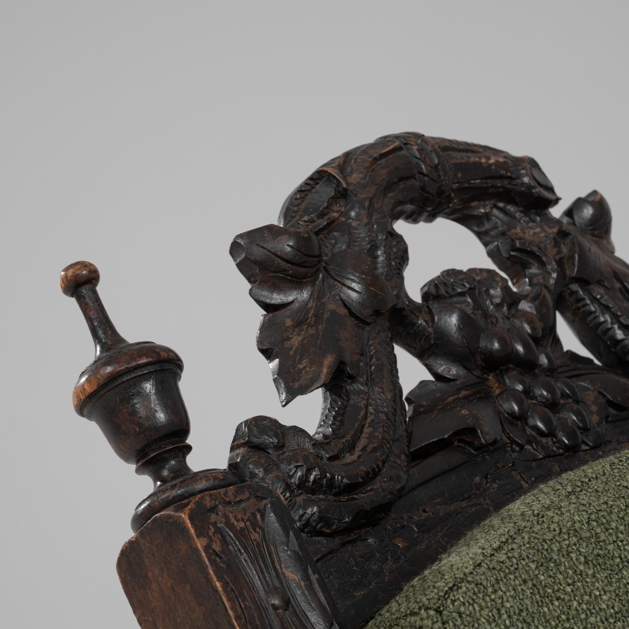 Poltrona Foldes in legno francese del 1900 con cuscini imbottiti in vendita 5