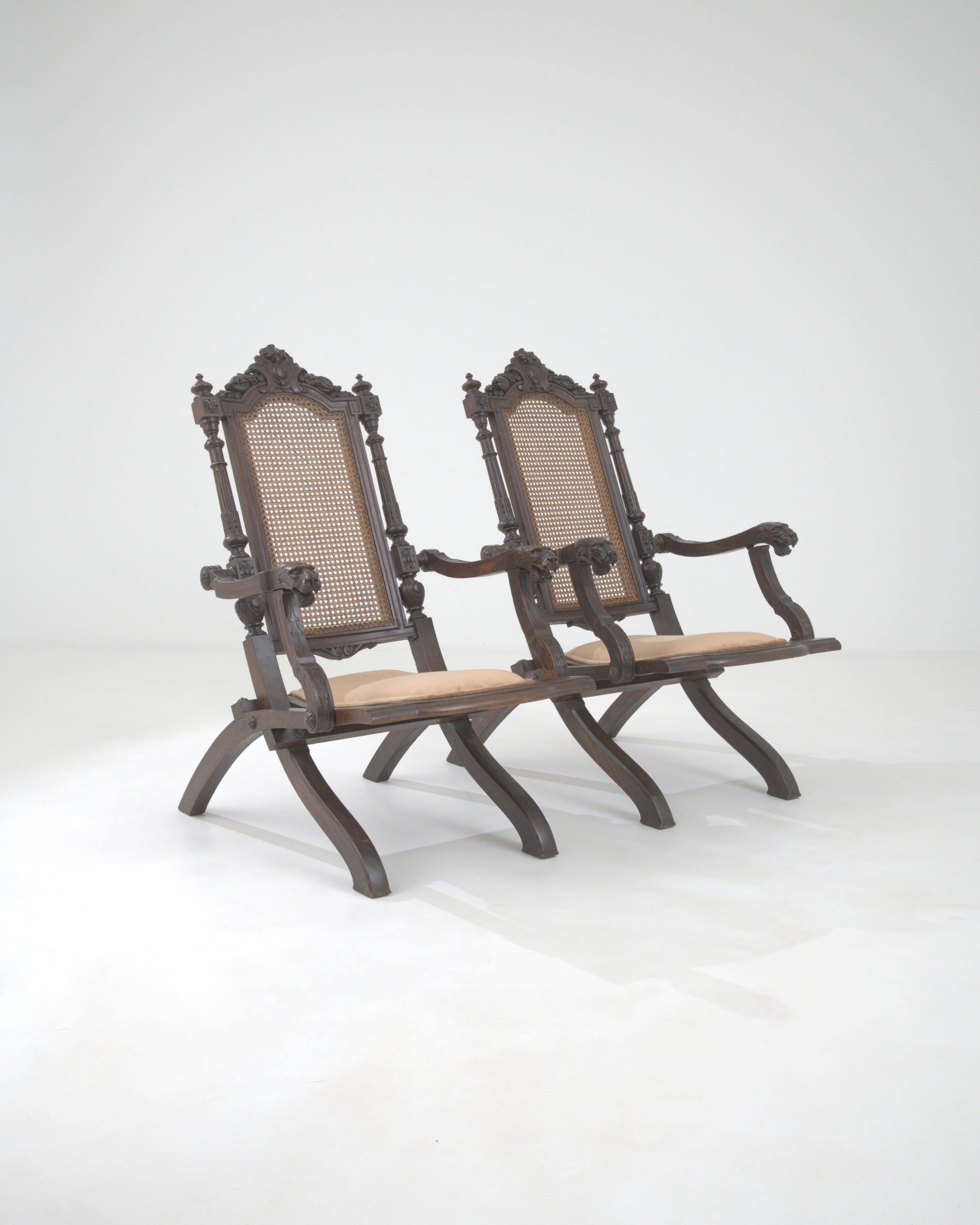 1900s French Wooden Folding Armchairs with Upholstered Seats, a Pair For Sale 10