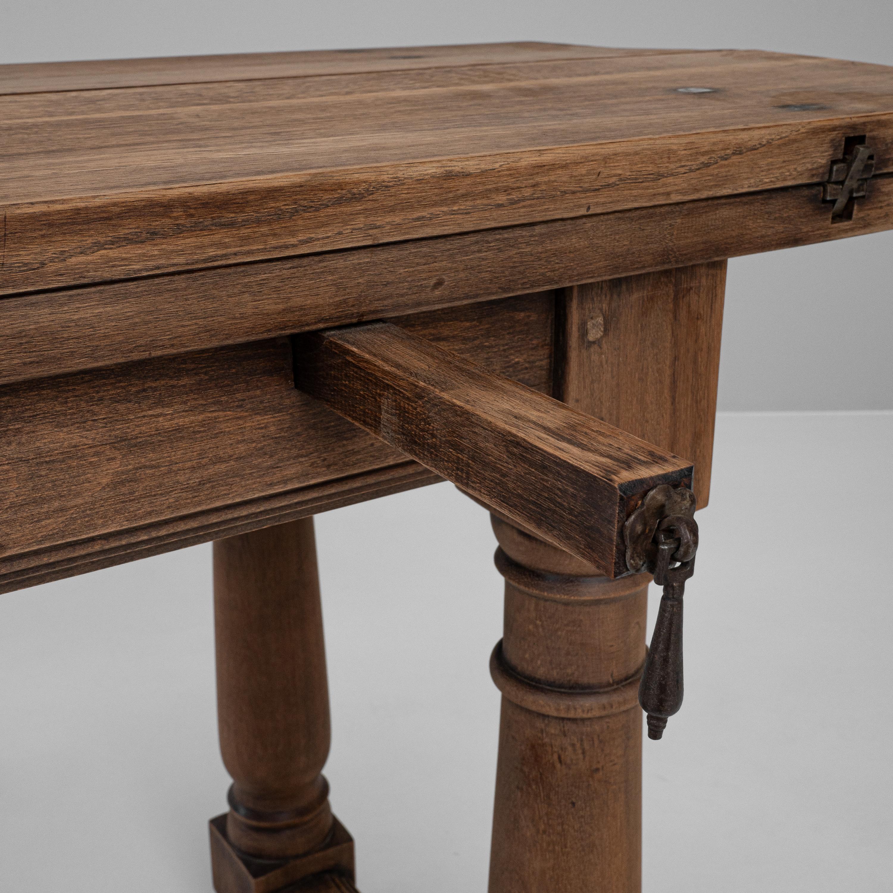 Table pliante française en bois des années 1900 en vente 4