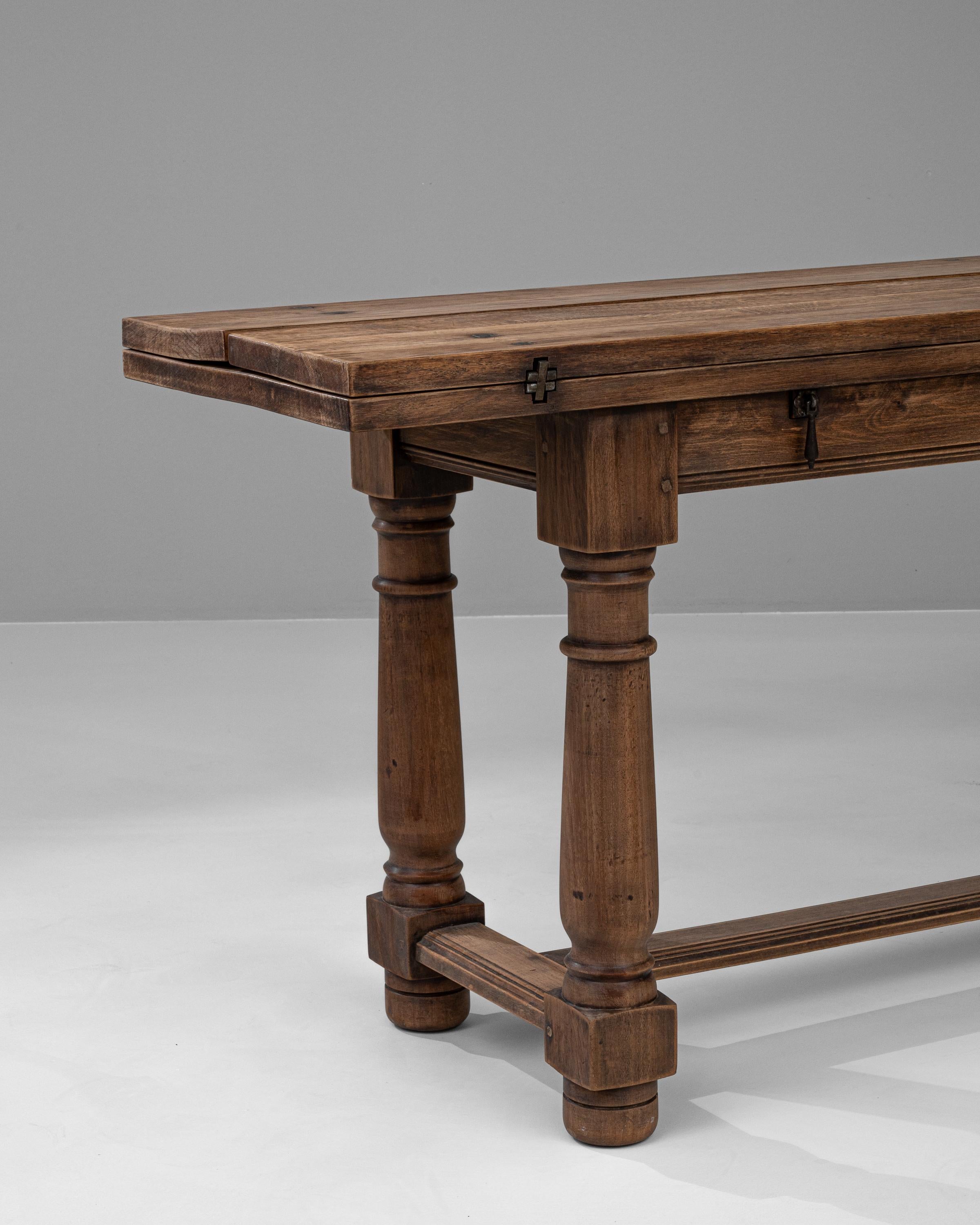Table pliante française en bois des années 1900 en vente 2