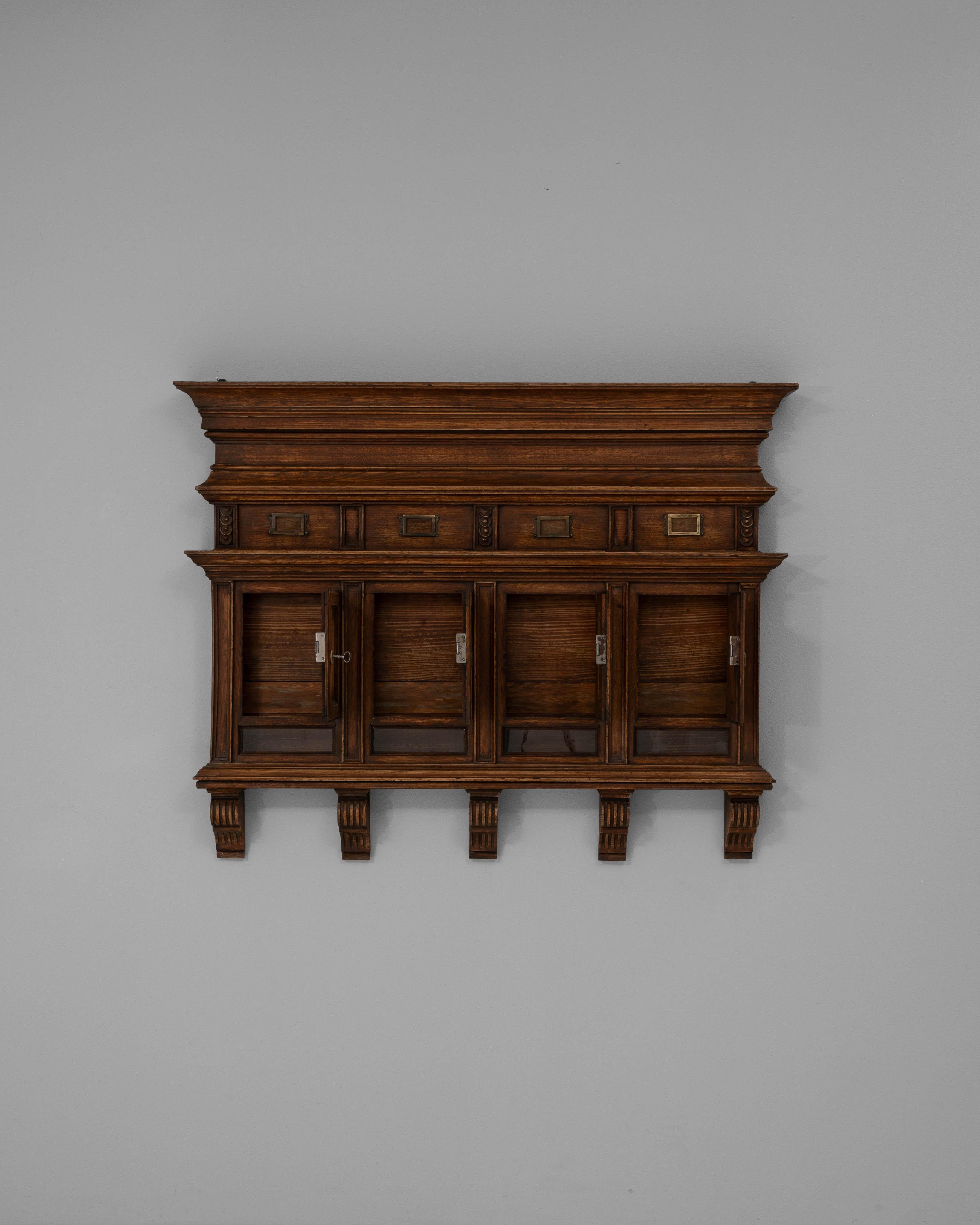 Francese Cassetta delle lettere in legno francese del 1900 per appartamento in vendita