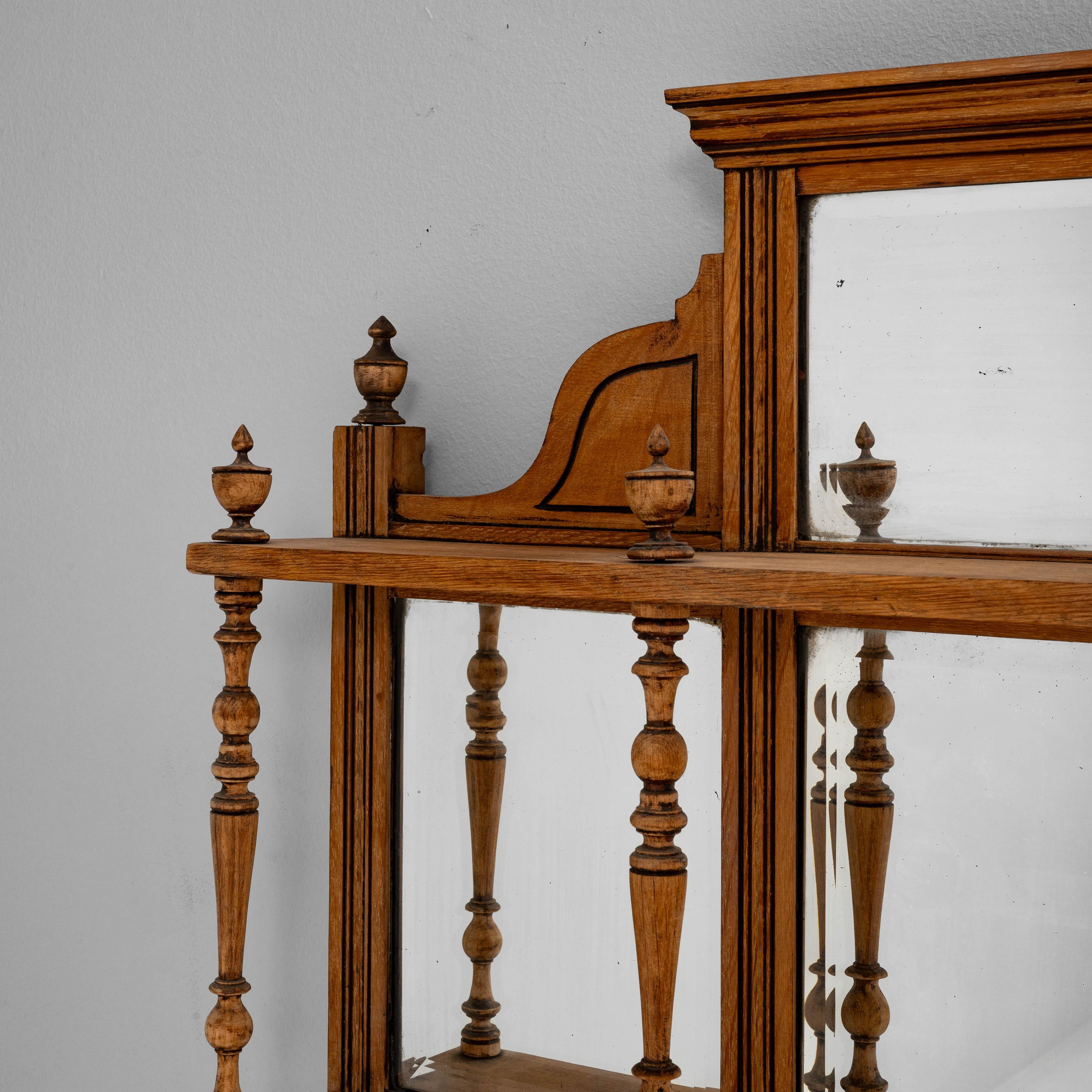 Miroir à trumeau en bois français des années 1900 avec étagère 3