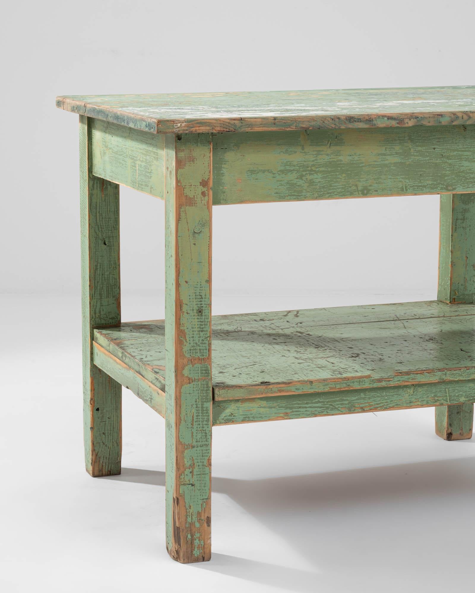 1900s French Wooden Patinated Table For Sale 1