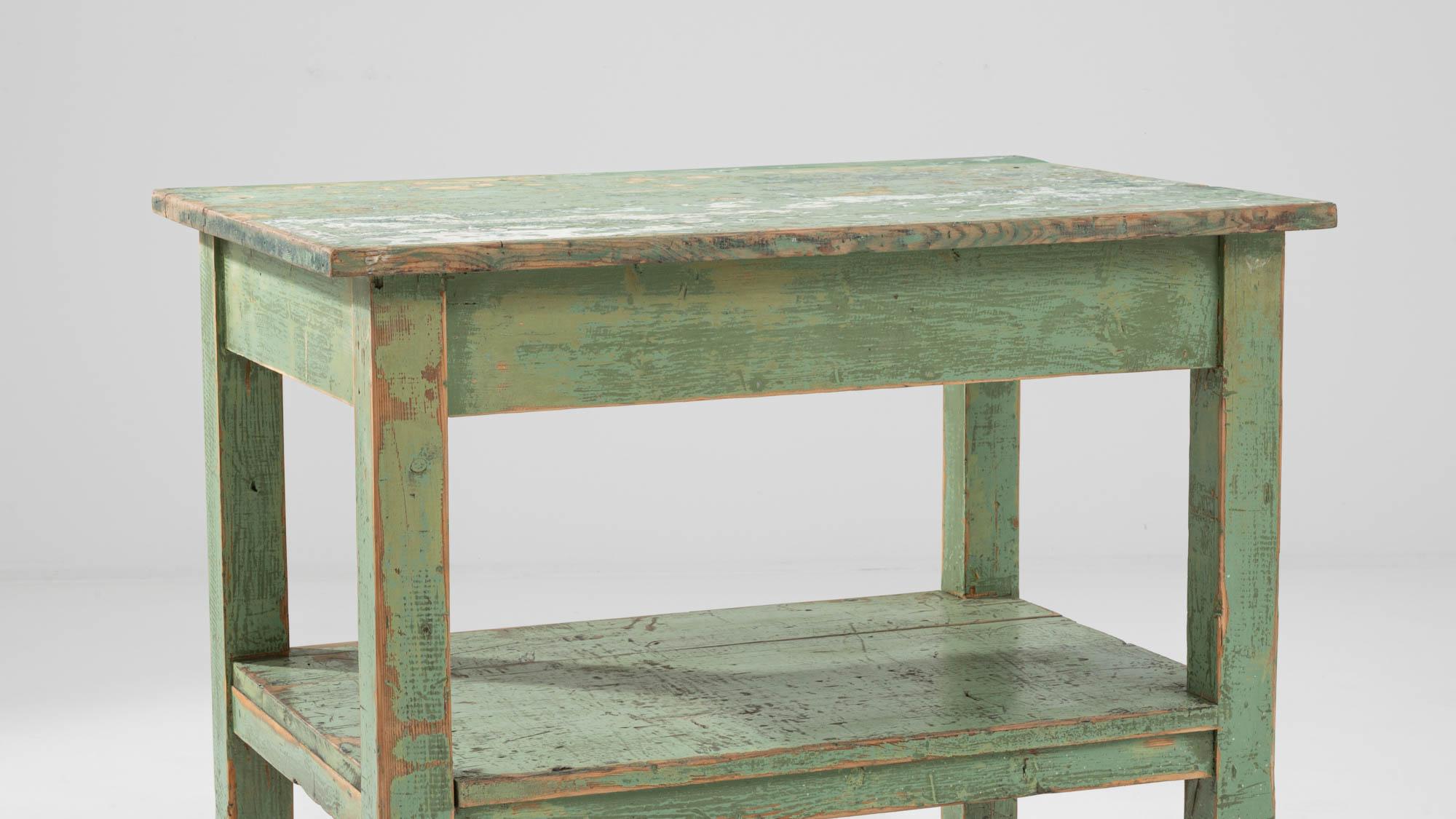 1900s French Wooden Patinated Table For Sale 2