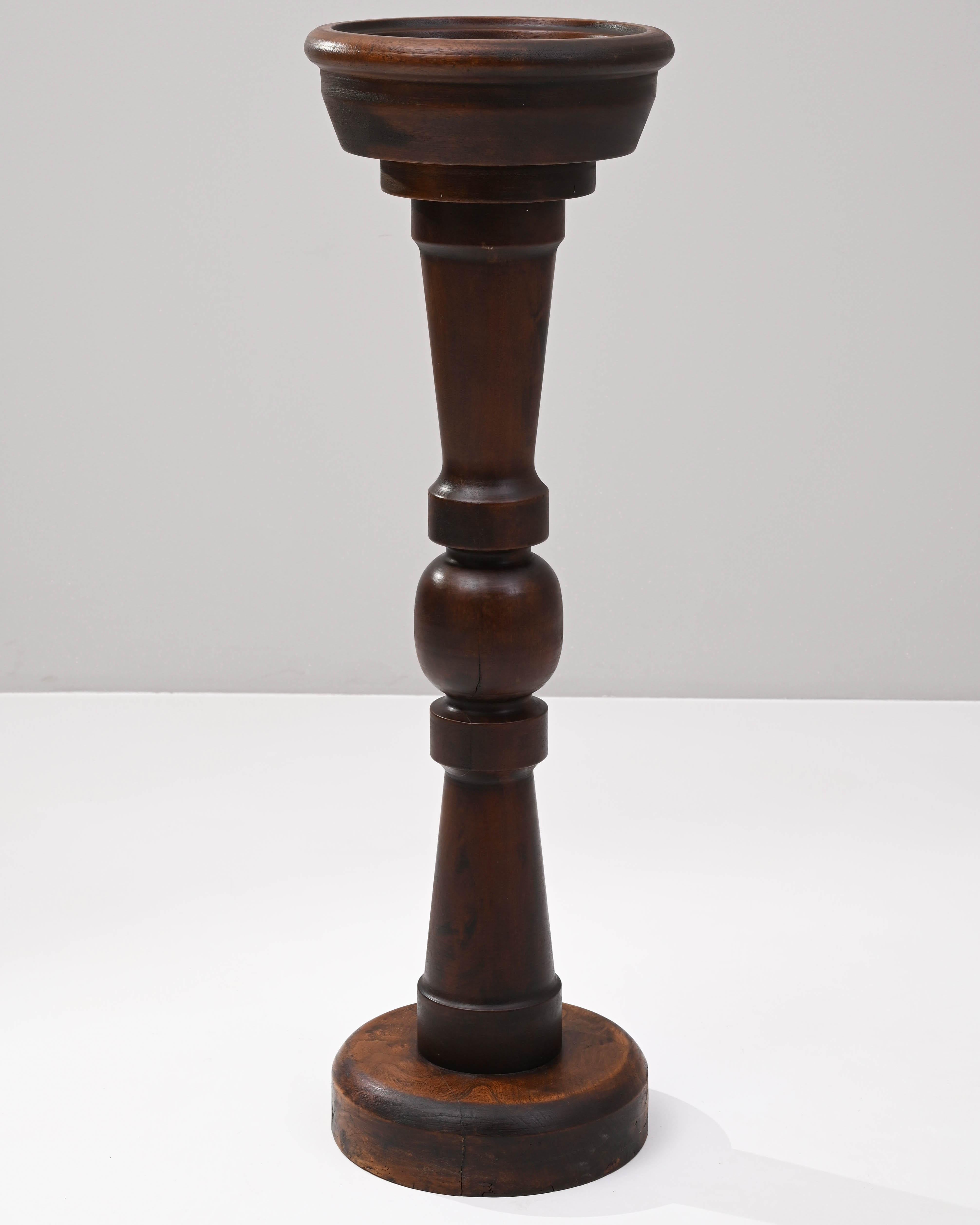 1900s French Wooden Pedestal 1
