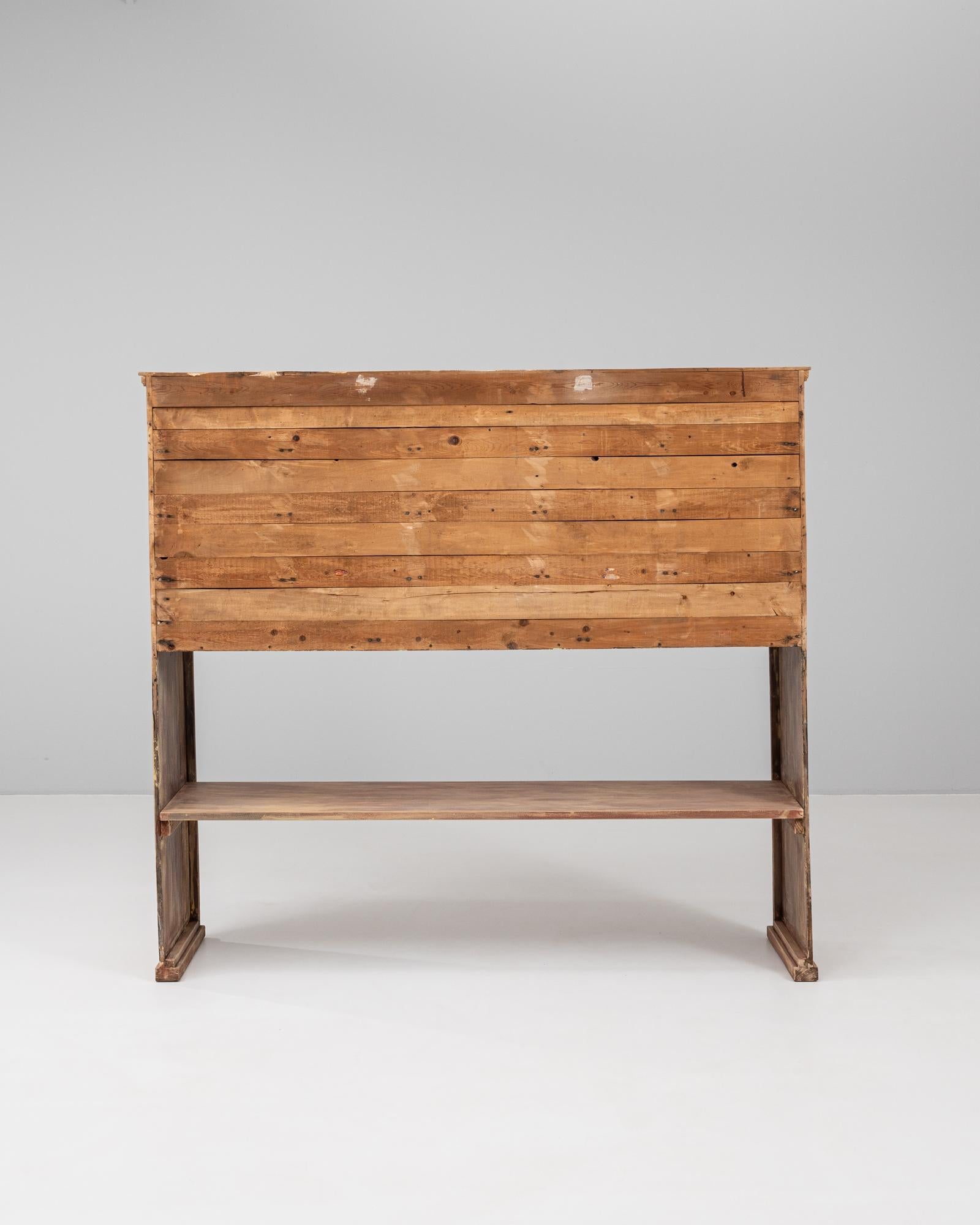 1900s French Wooden Pharmacy Chest Of Drawers in vendita 8
