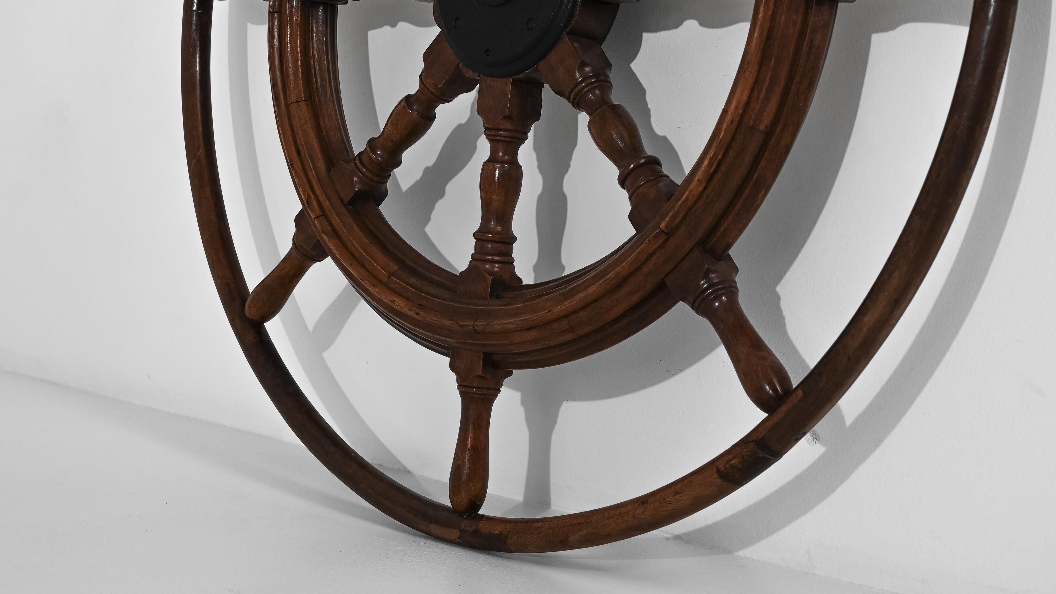 20th Century 1900s French Wooden Ship Steering Wheel For Sale