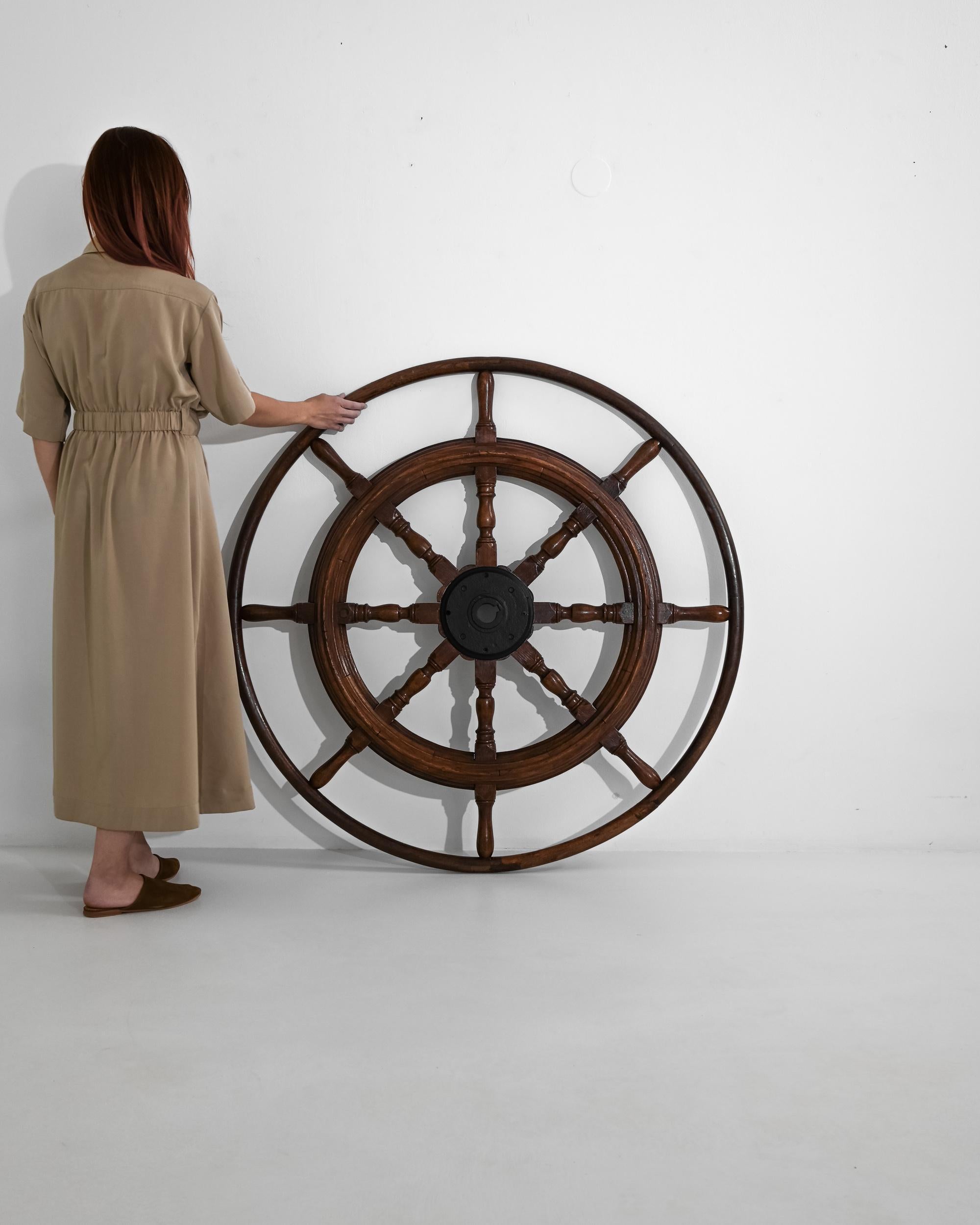 1900s French Wooden Ship Steering Wheel For Sale 4