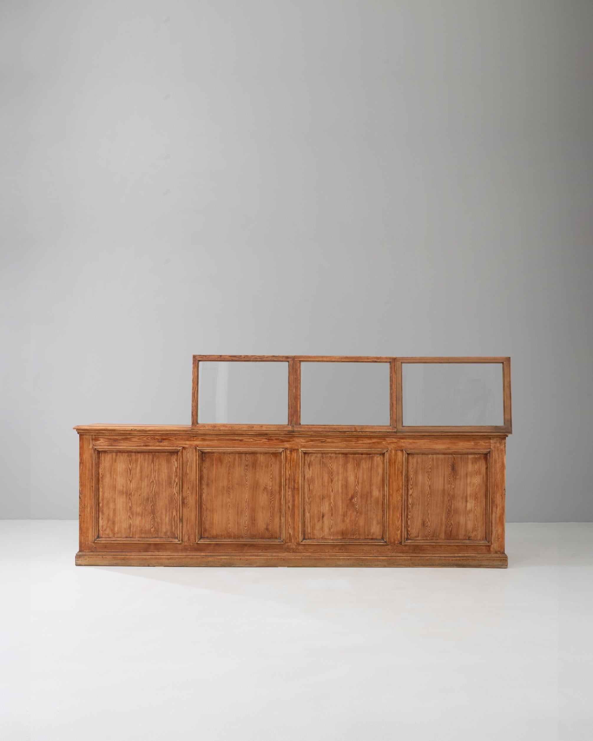 Francese Bancone di legno francese del 1900 in vendita