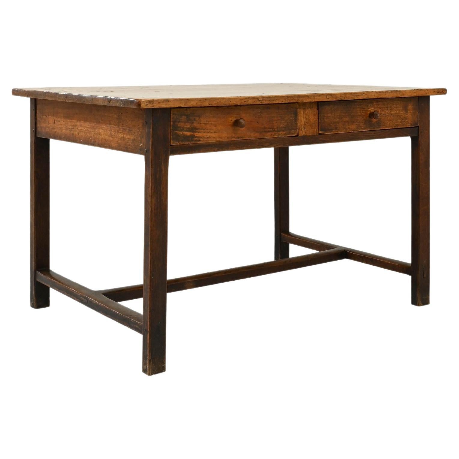 Table d'appoint en bois français des années 1900  en vente