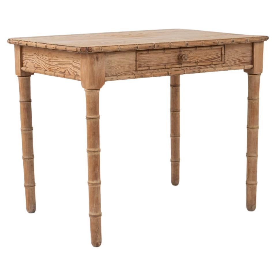 Table en bois française 1900