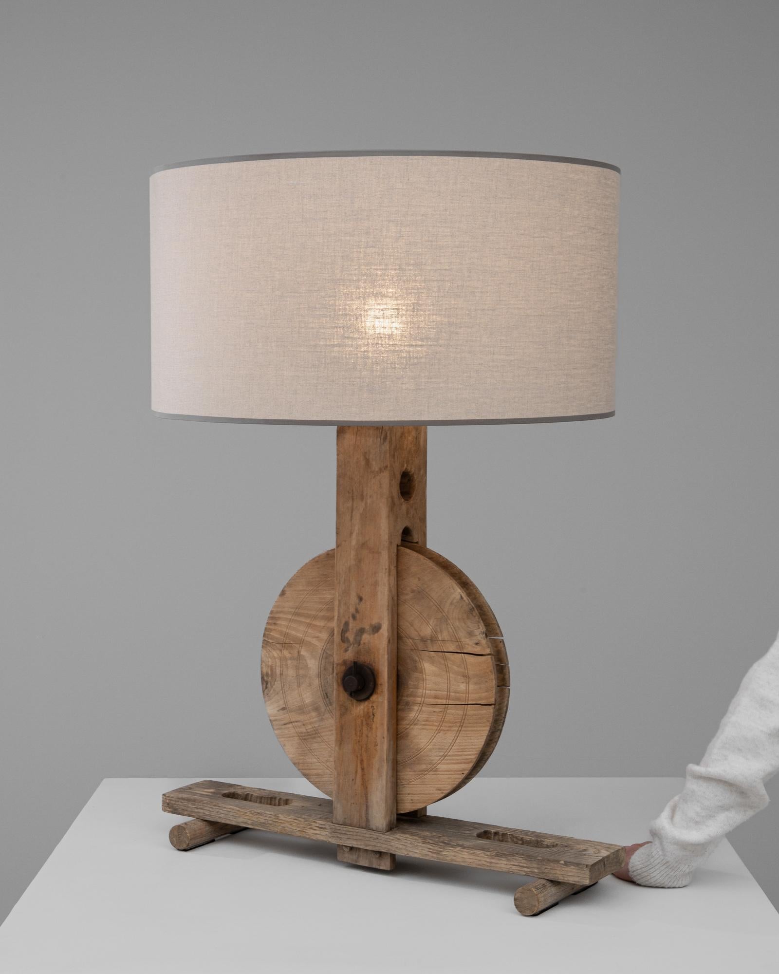 1900er französische Holztischlampe im Angebot 1