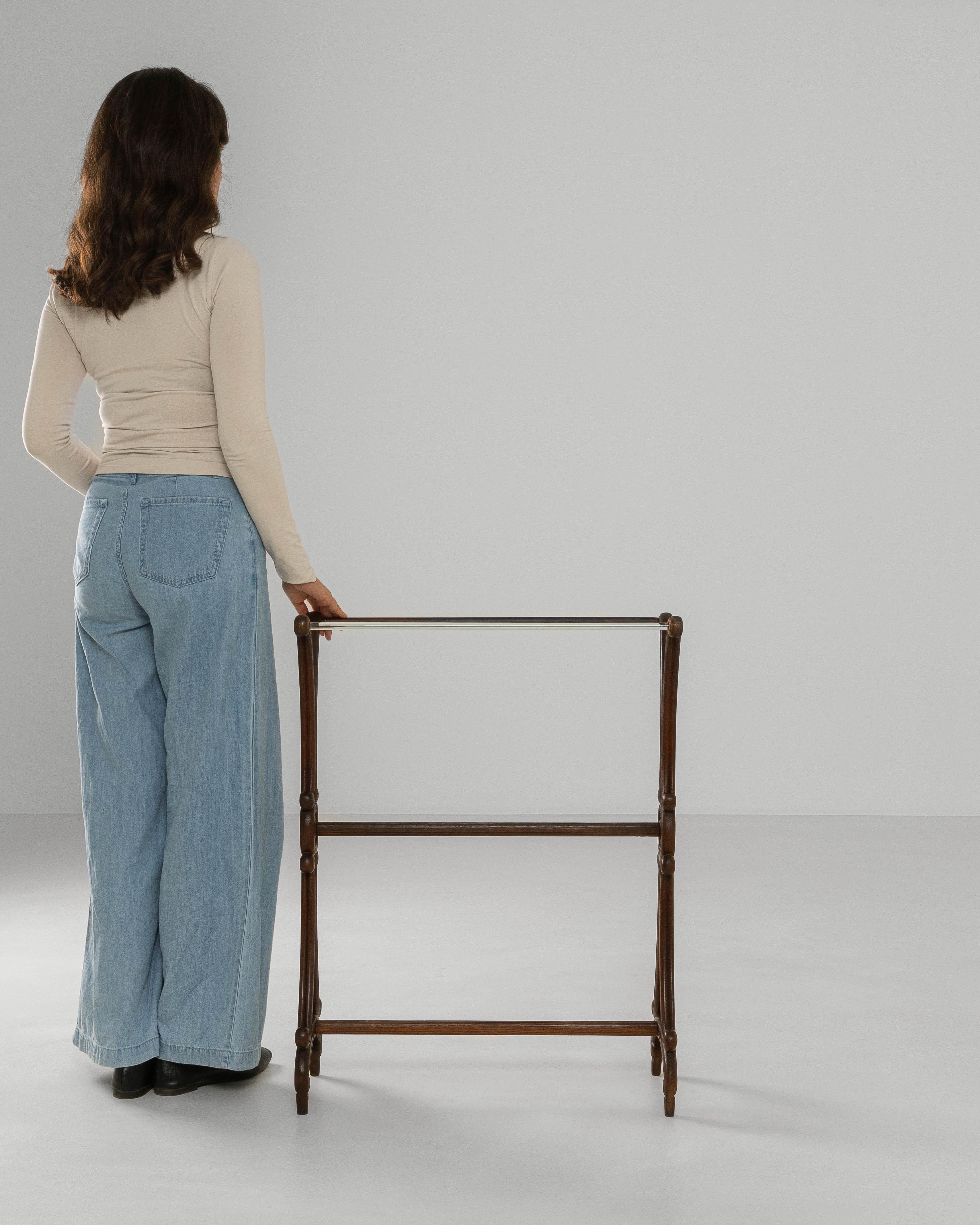 1900s French Wooden Towel Rack (Französisch) im Angebot