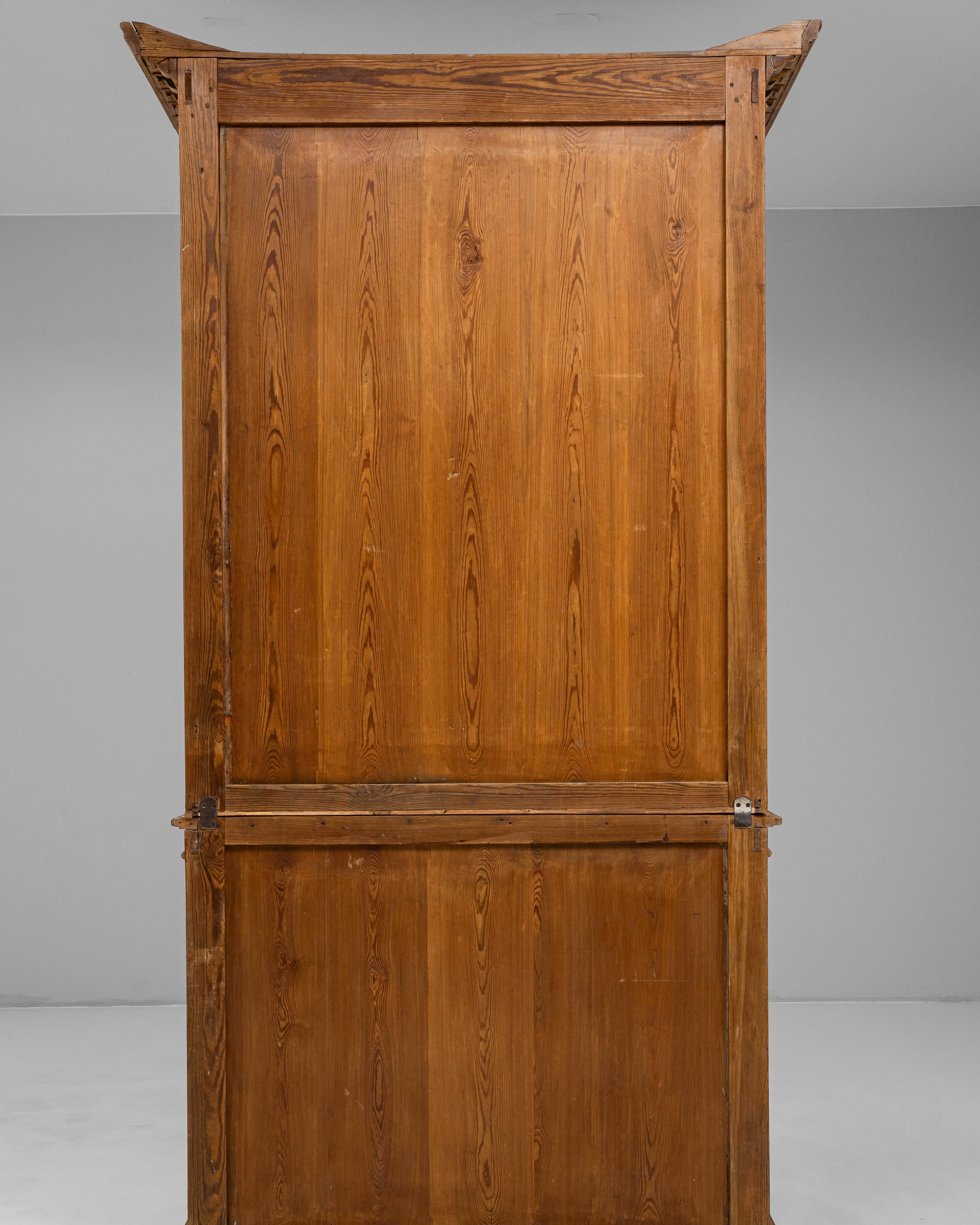 Vetrina francese in legno degli anni '1900 in vendita 8