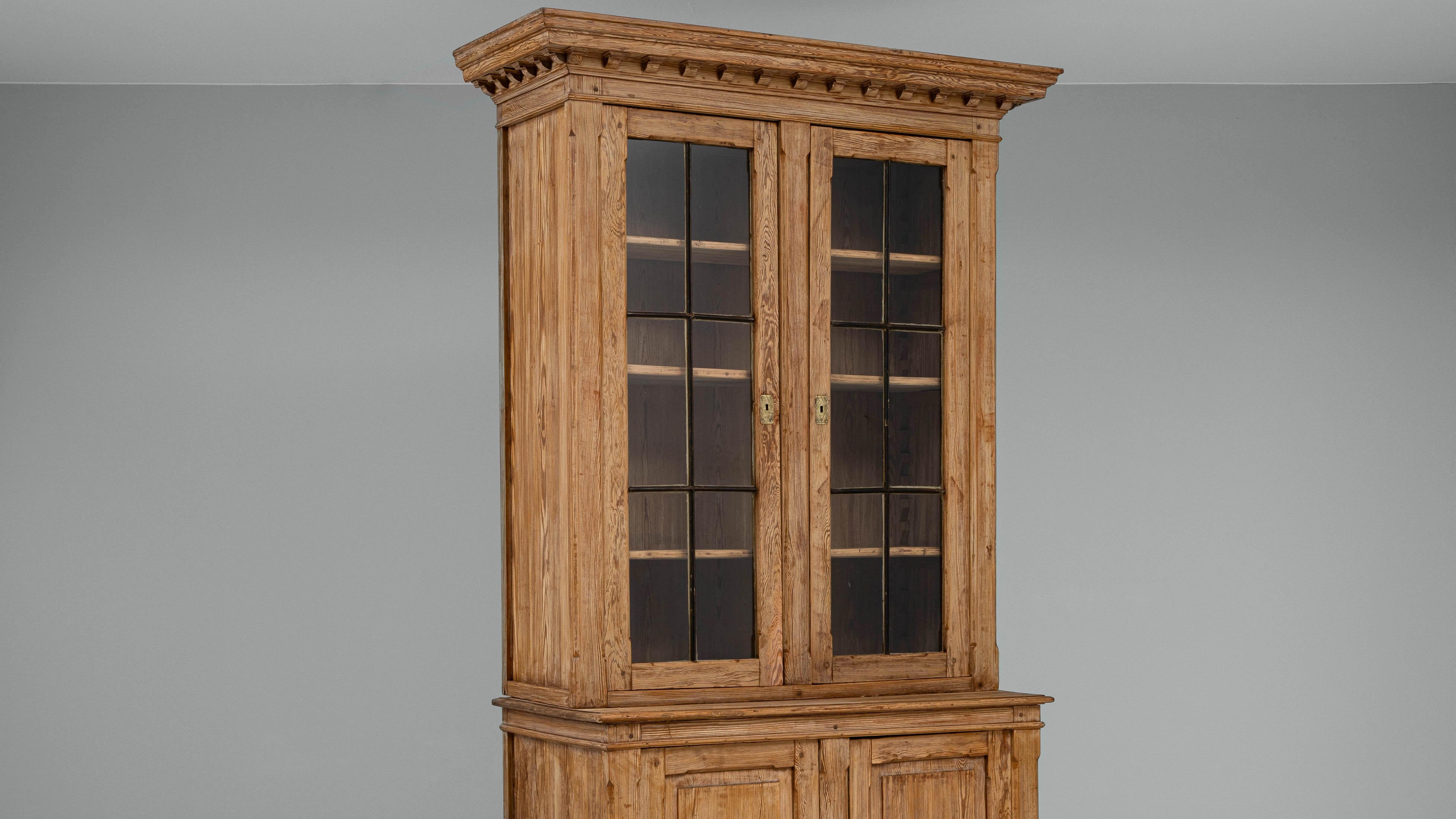 Vetrina francese in legno degli anni '1900 in vendita 1