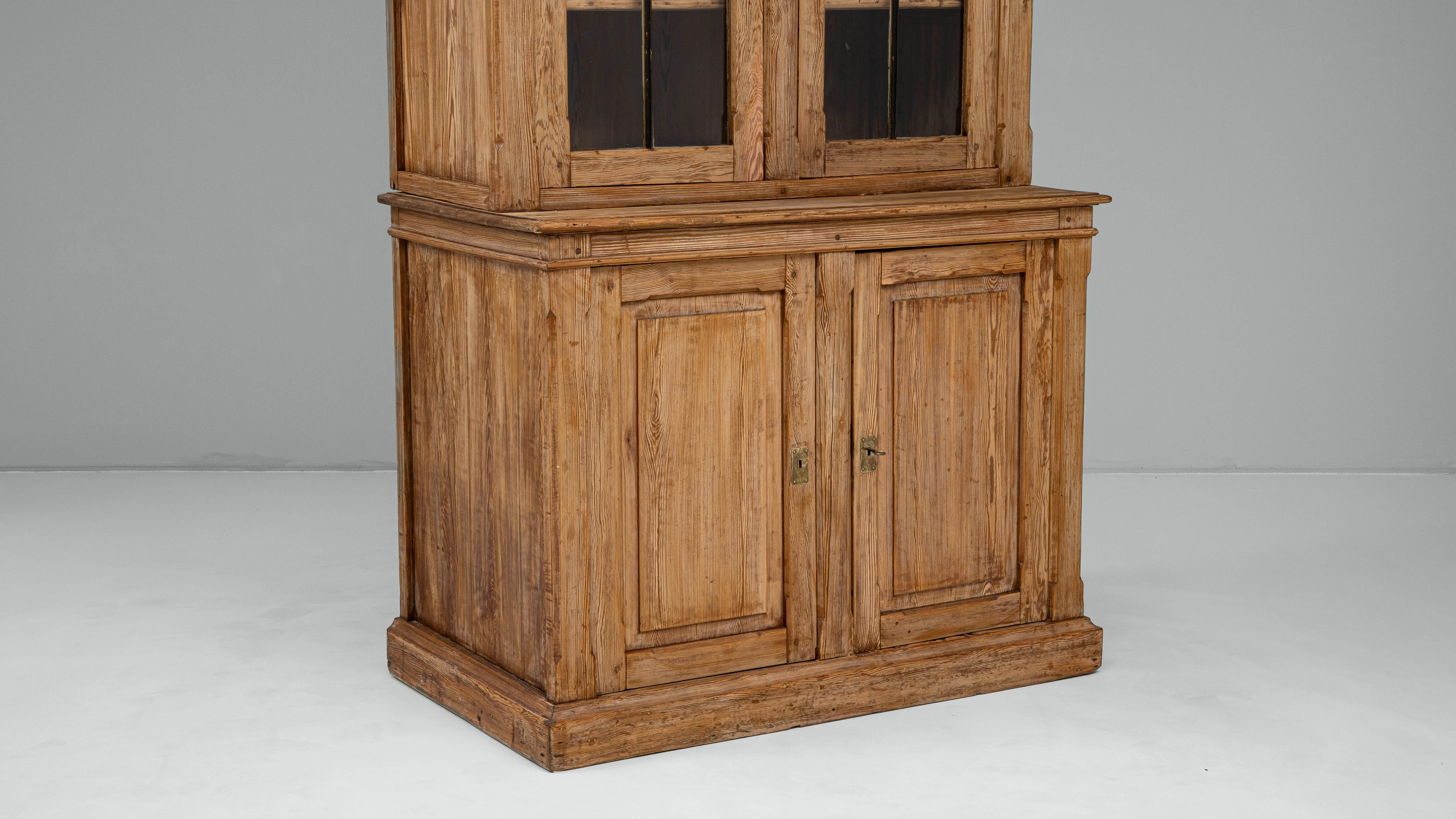 Vetrina francese in legno degli anni '1900 in vendita 2