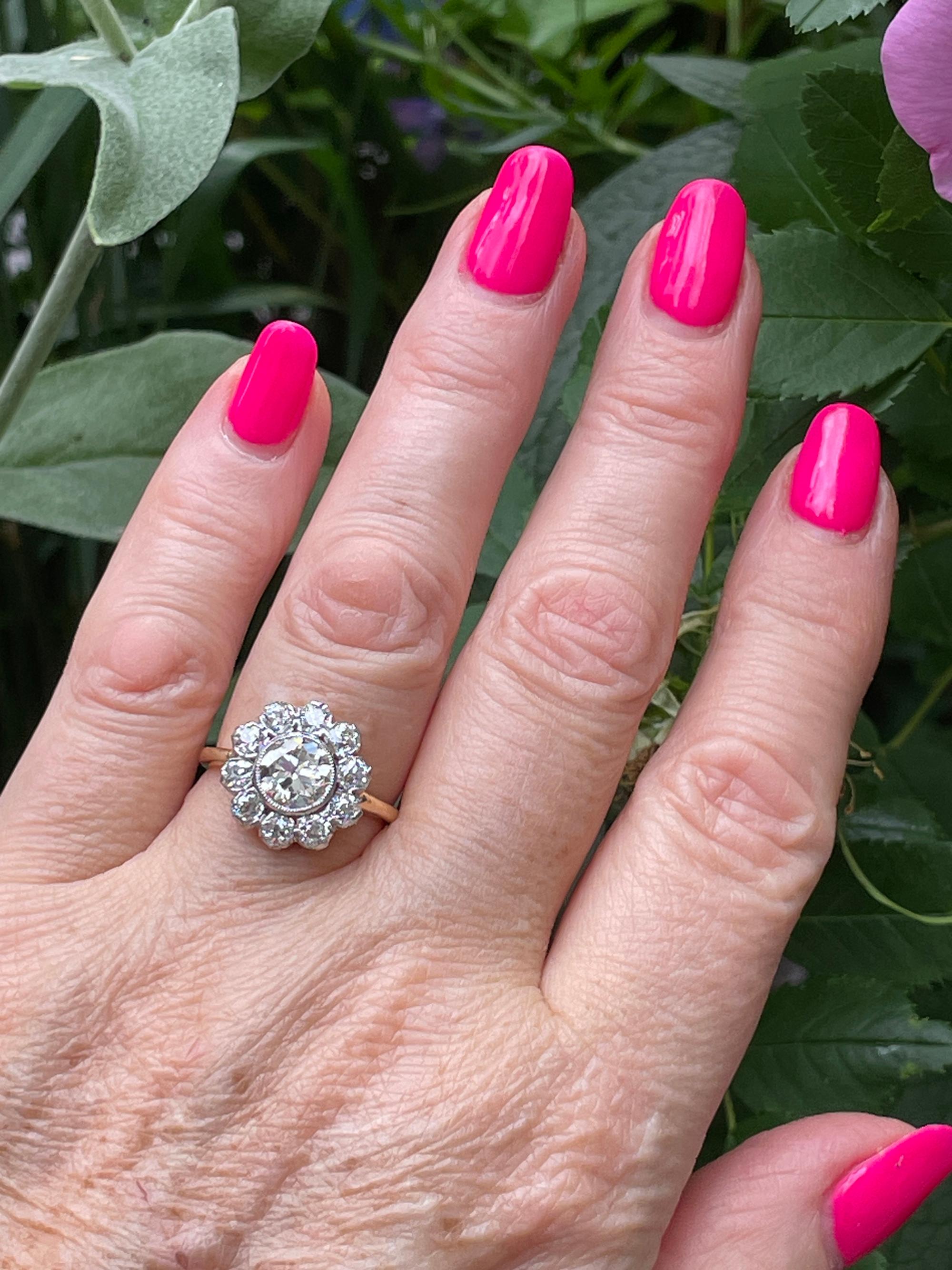 1900er Jahre GIA 2,58 ctw Antiker edwardianischer Diamant-Cluster 18kyg Pl Ring mit altem Eurodiamant 4