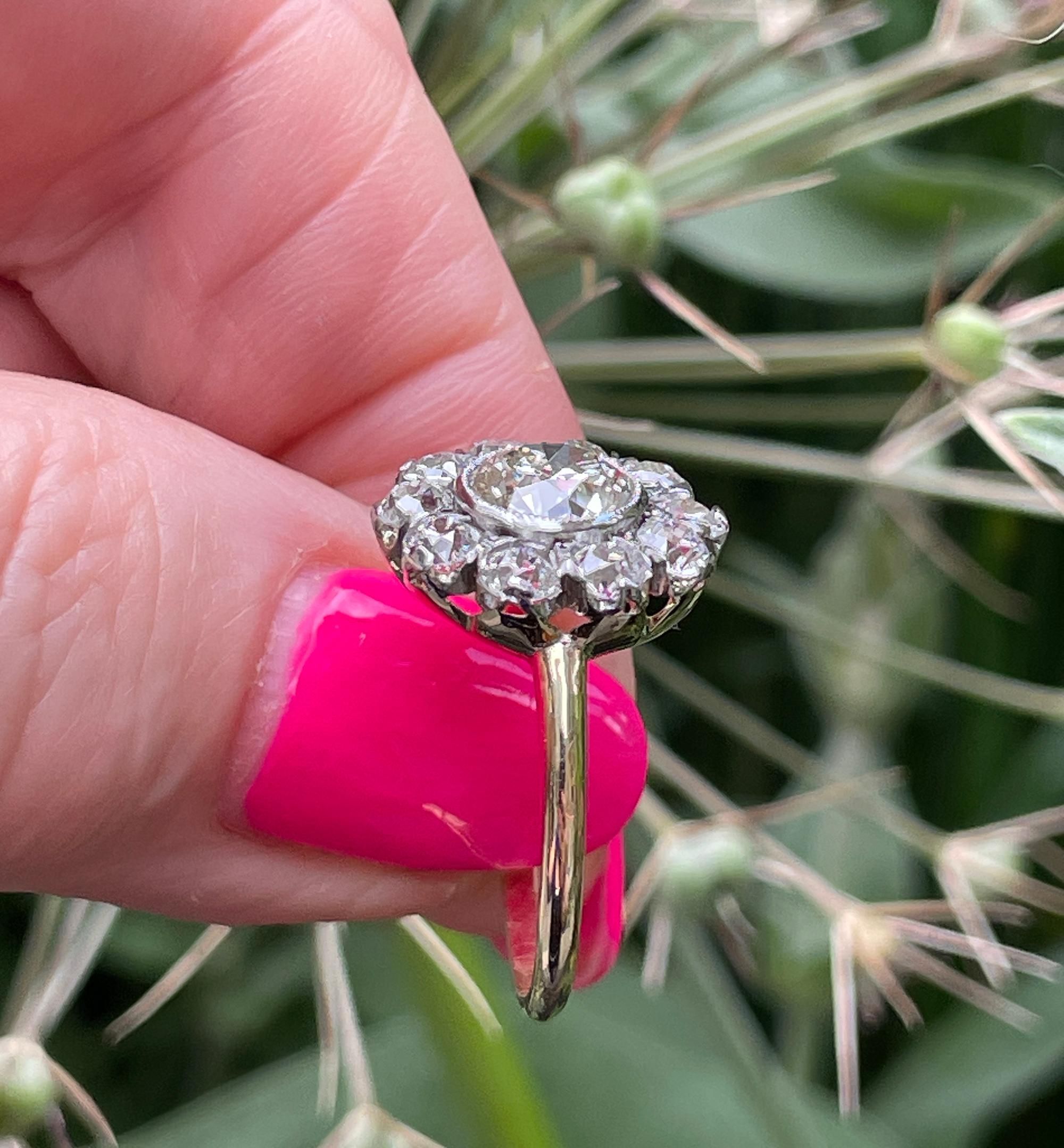 1900er Jahre GIA 2,58 ctw Antiker edwardianischer Diamant-Cluster 18kyg Pl Ring mit altem Eurodiamant 9