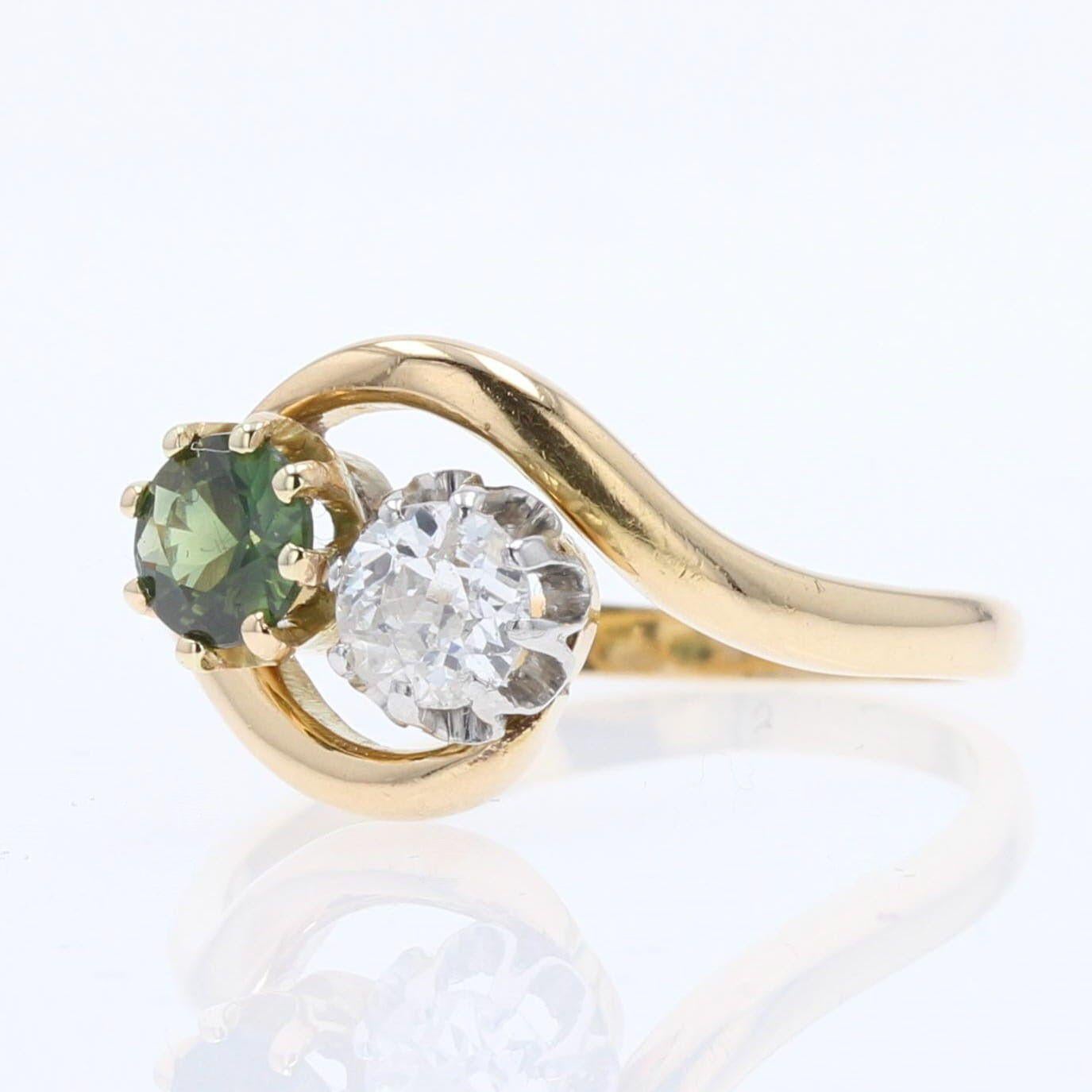 1900s Green Sapphire Diamond 18 Karat Yellow Gold You and Me Ring 3