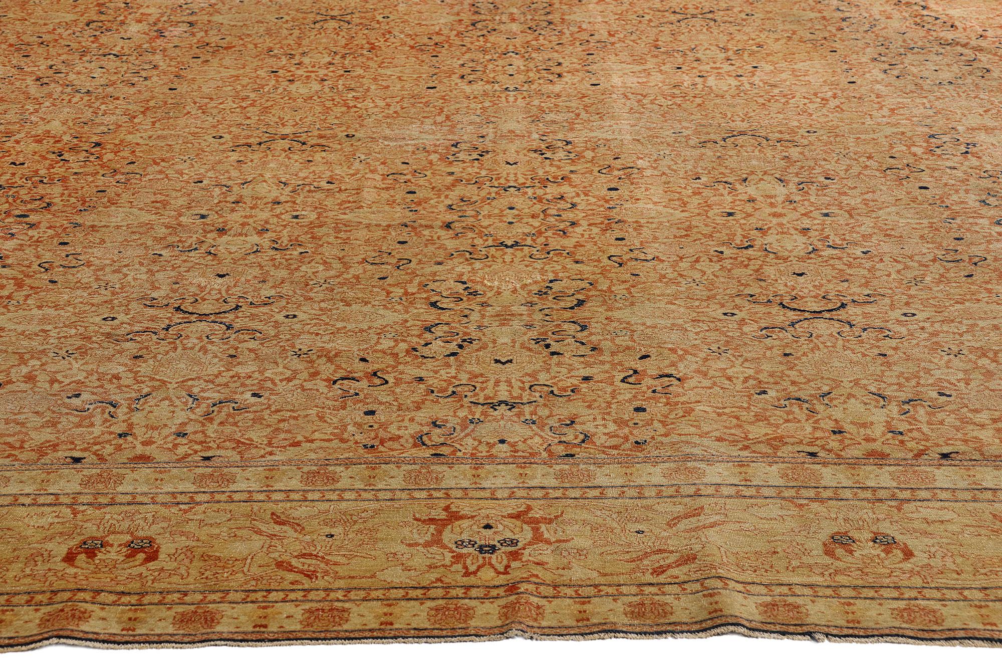Annodato a mano Tappeto antico persiano Tabriz del 1900 di Haji Jalili con stile tradizionale in vendita
