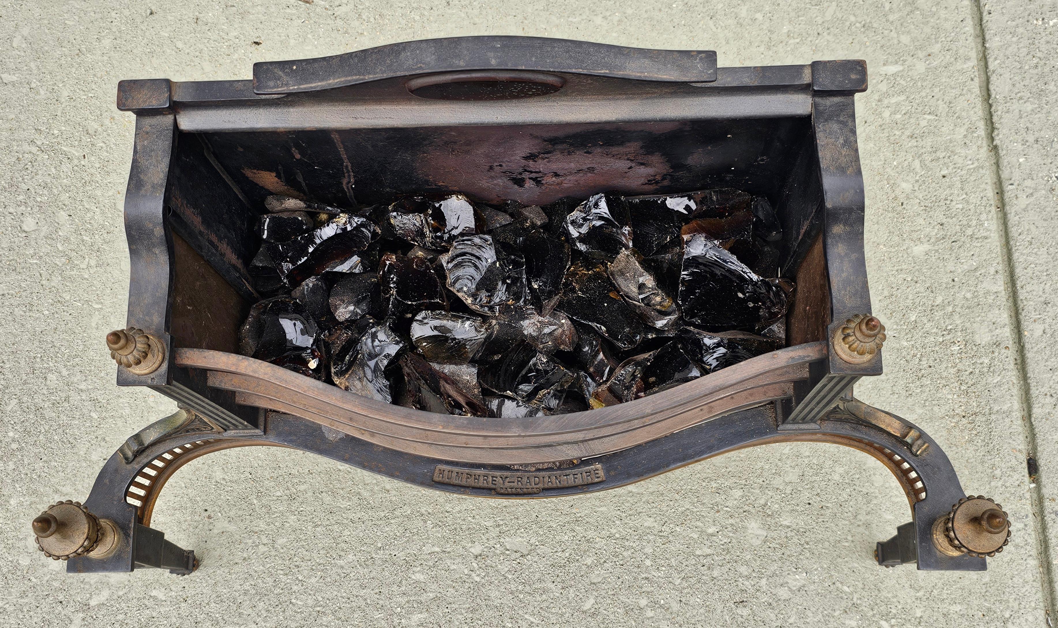 1900s Humphrey Radiantfire Federal Style Fireplace Insert In Good Condition For Sale In Germantown, MD