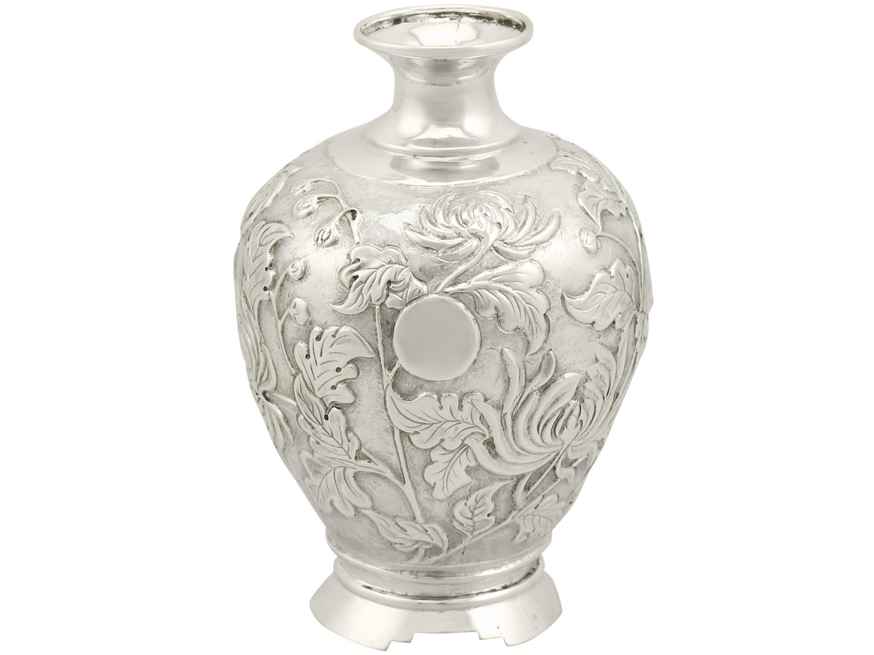 Antique Japanese Silver Bud Vases, circa 1900 1