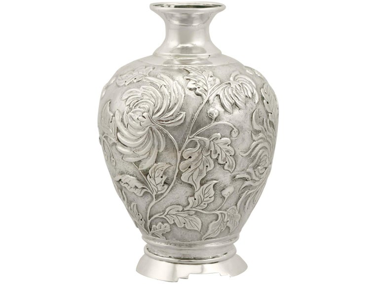 1900s Japanese Silver Bud Vases For Sale At 1stdibs