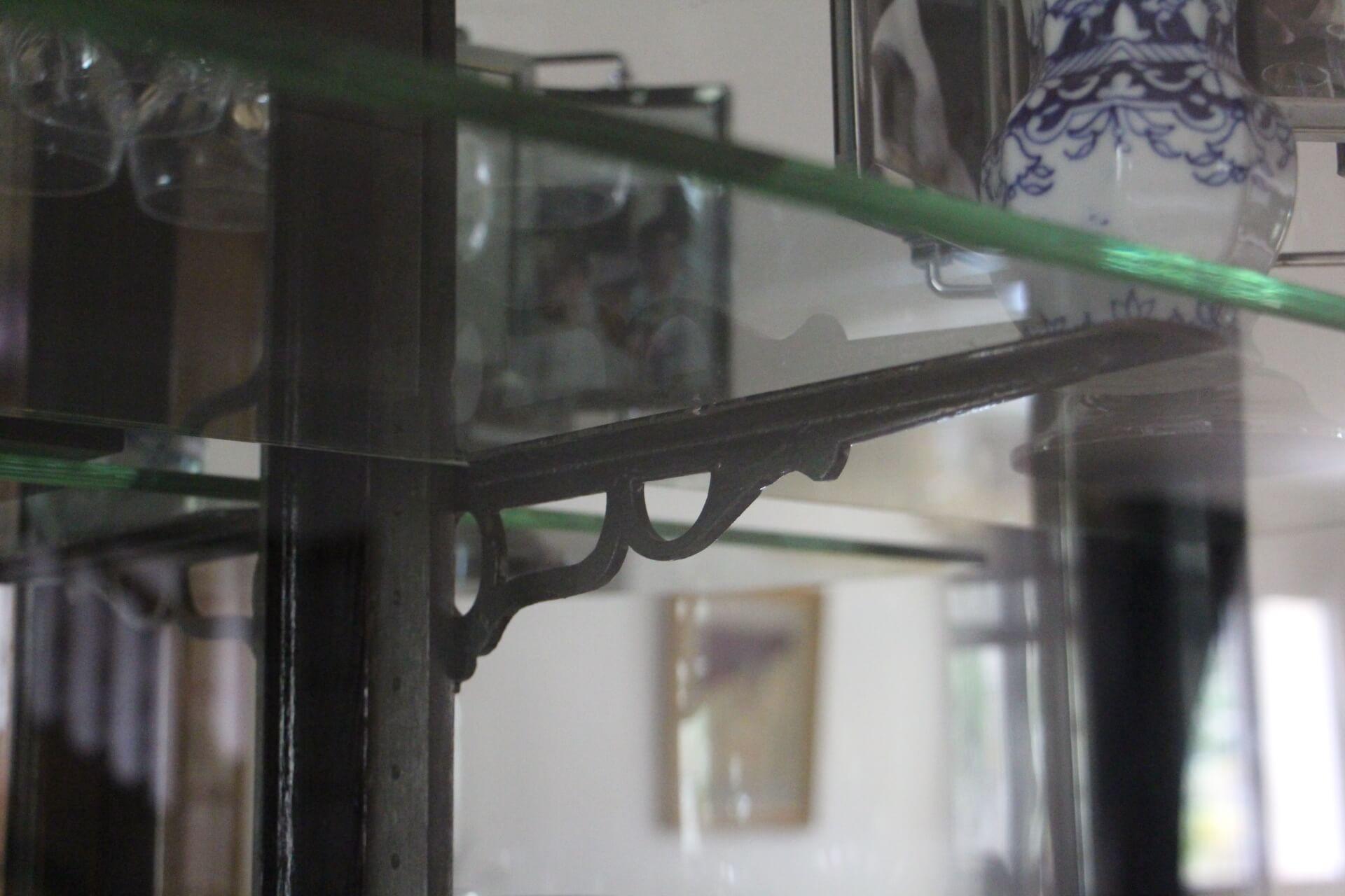 1900 Gran vitrina de tienda victoriana con laterales de cristal arqueado en venta 5
