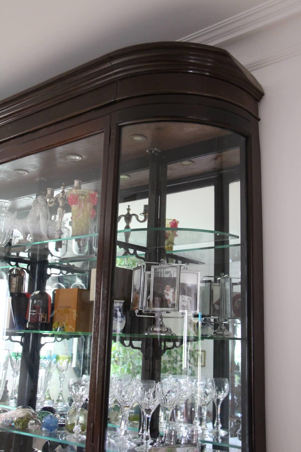 1900 Gran vitrina de tienda victoriana con laterales de cristal arqueado en Bueno estado para la venta en Saint-Ouen, FR