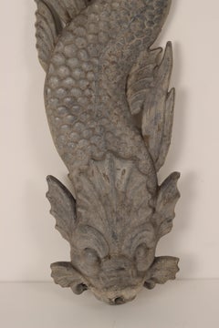 Fontana a forma di storione o delfino in piombo del 1900 prodotta in Inghilterra con beccuccio d'acqua