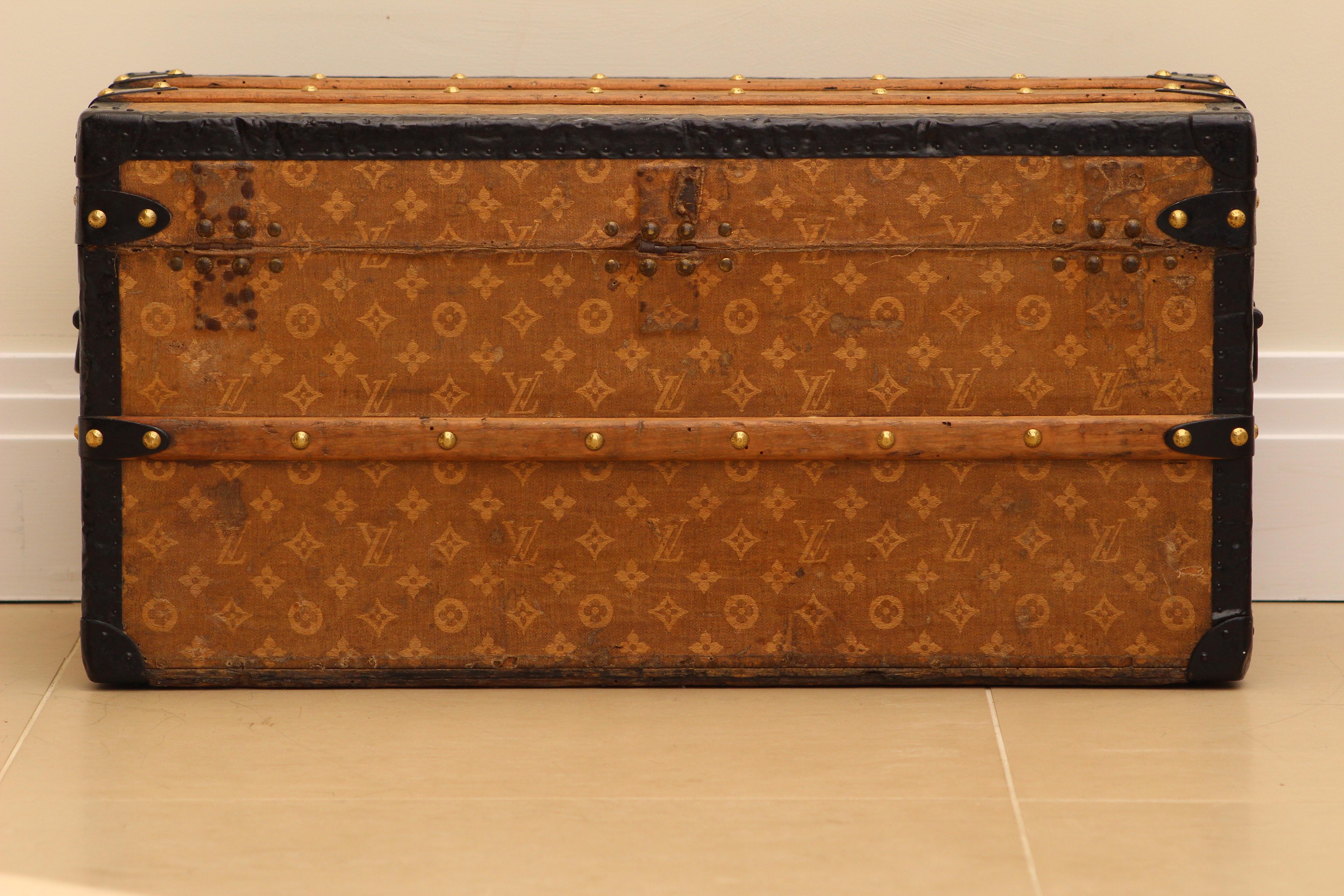 1900s Louis Vuitton Monogram Shoe Trunk 1