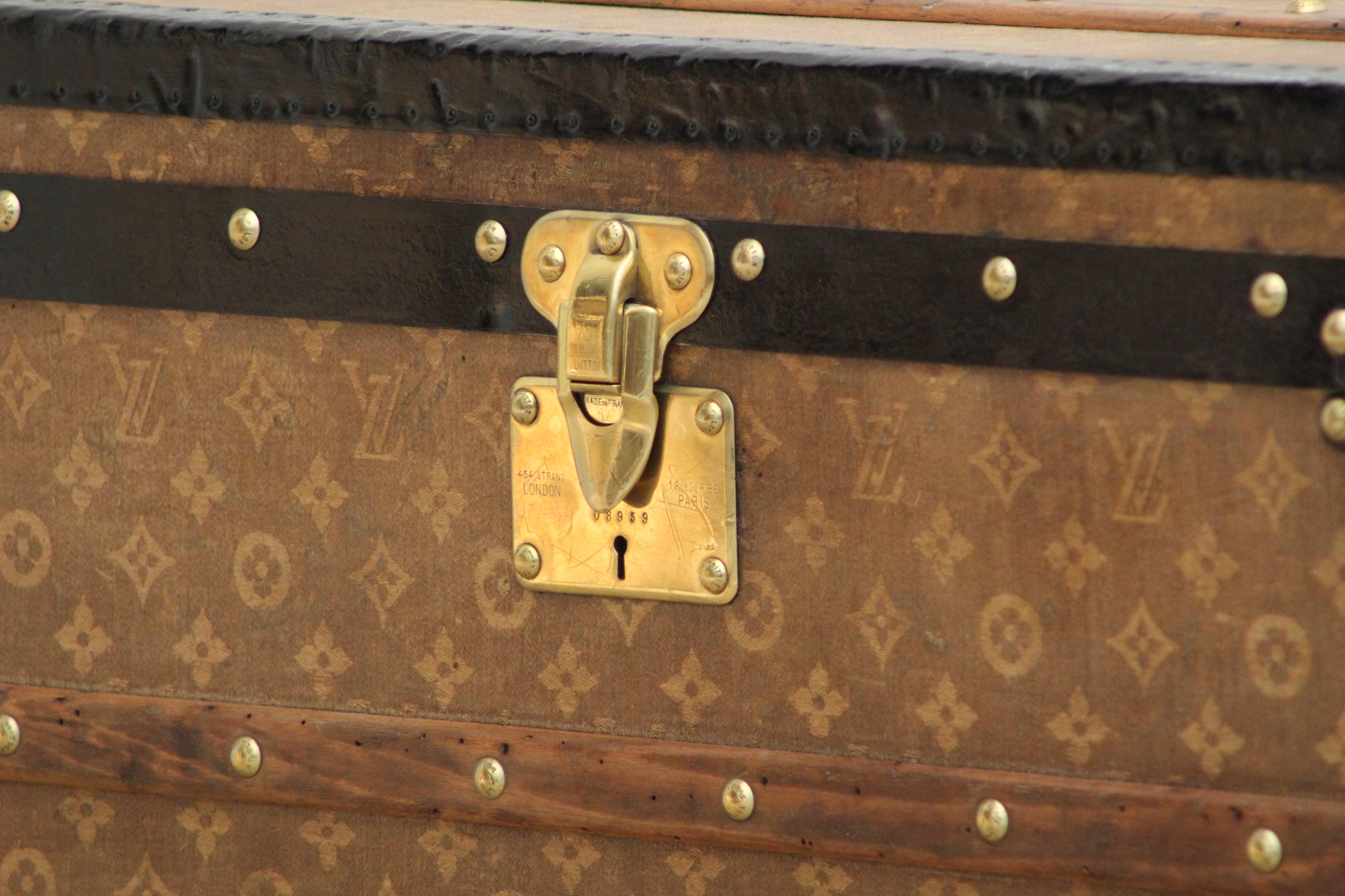 1900s Louis Vuitton Monogram Shoe Trunk 4
