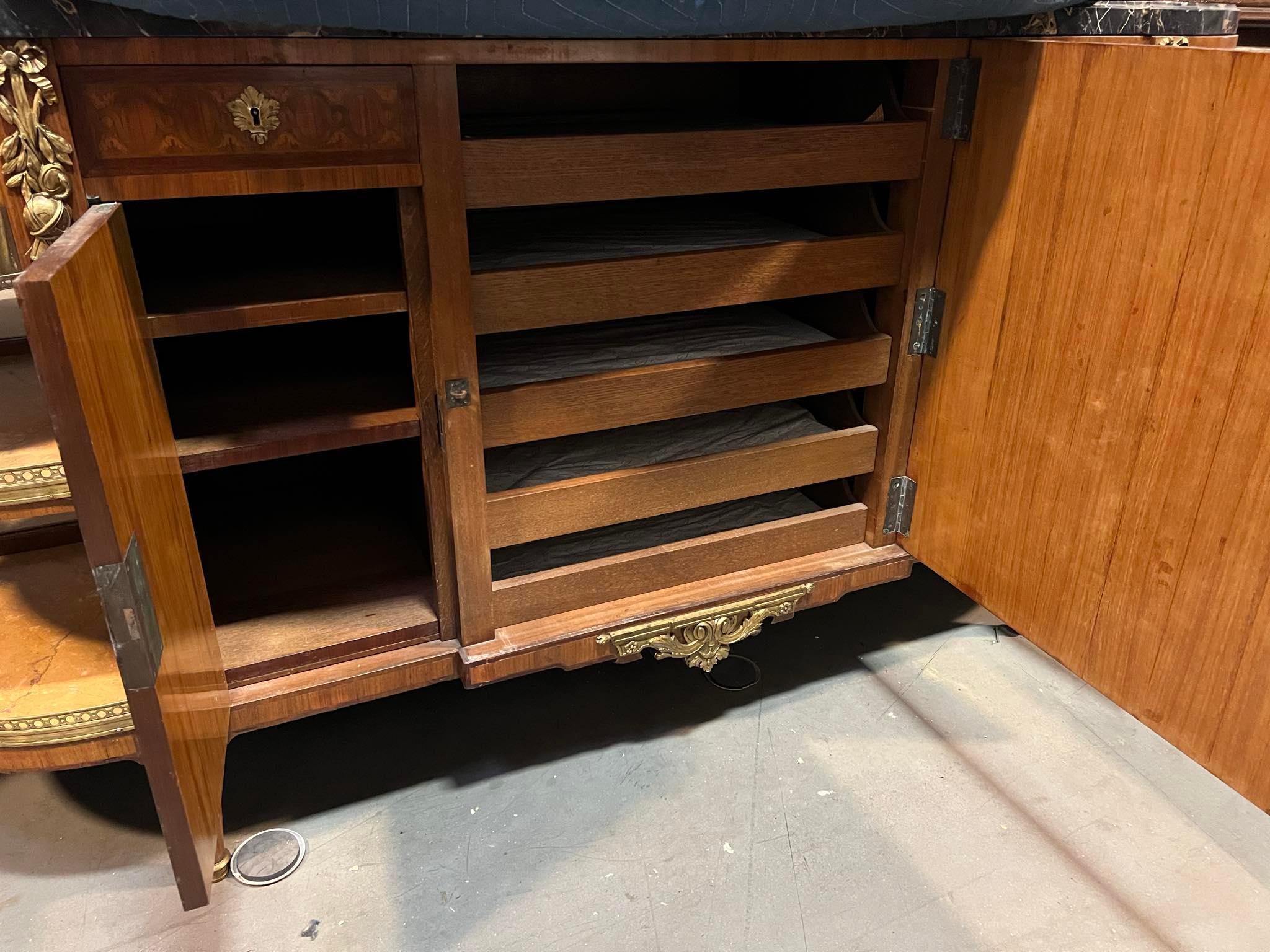 1900s  Louis XVI.-Stil, Intarsien, Marmor, Kommode A L'anglaise, Sideboard! im Angebot 5