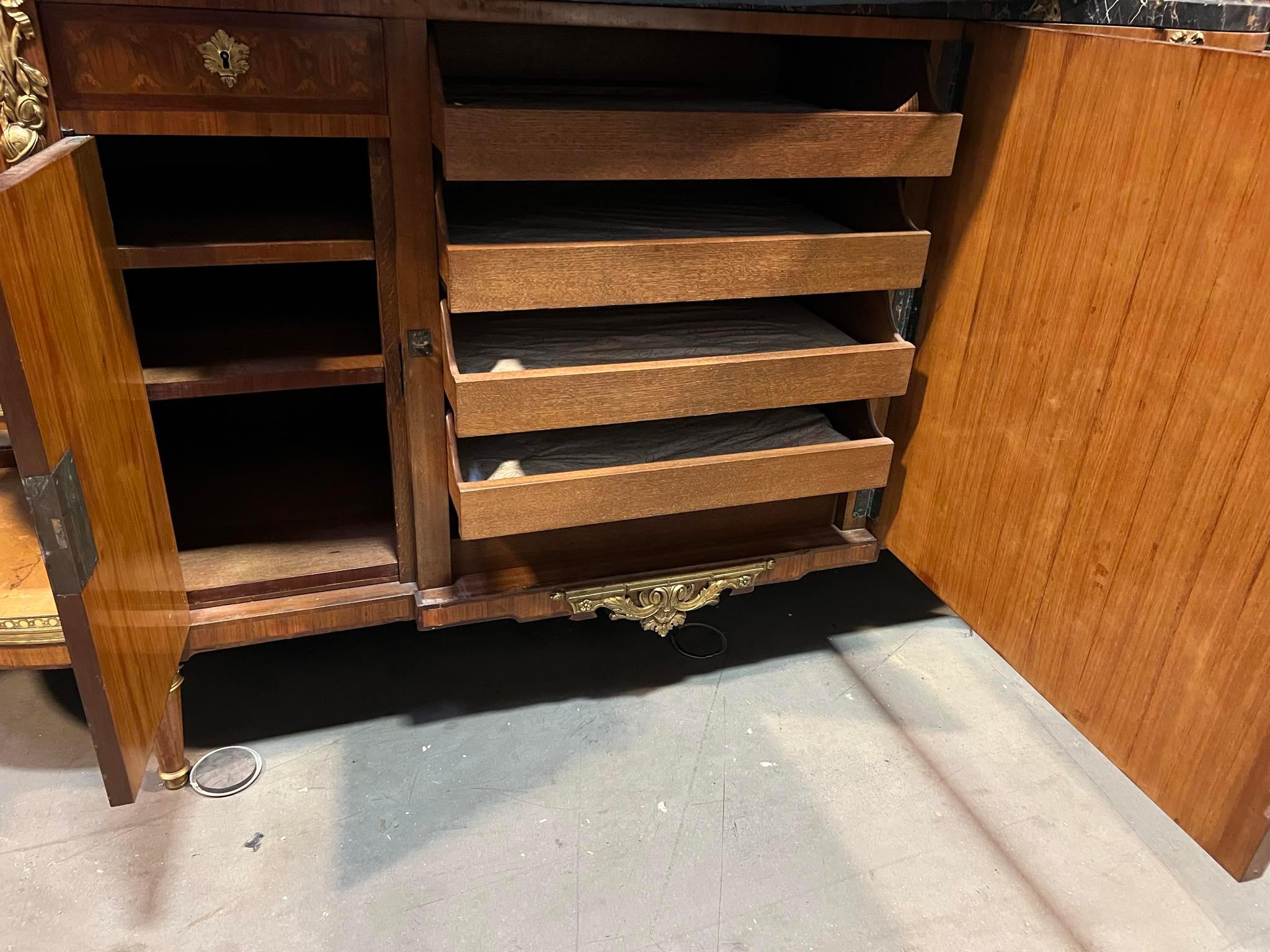 1900s  Louis XVI.-Stil, Intarsien, Marmor, Kommode A L'anglaise, Sideboard! im Angebot 3