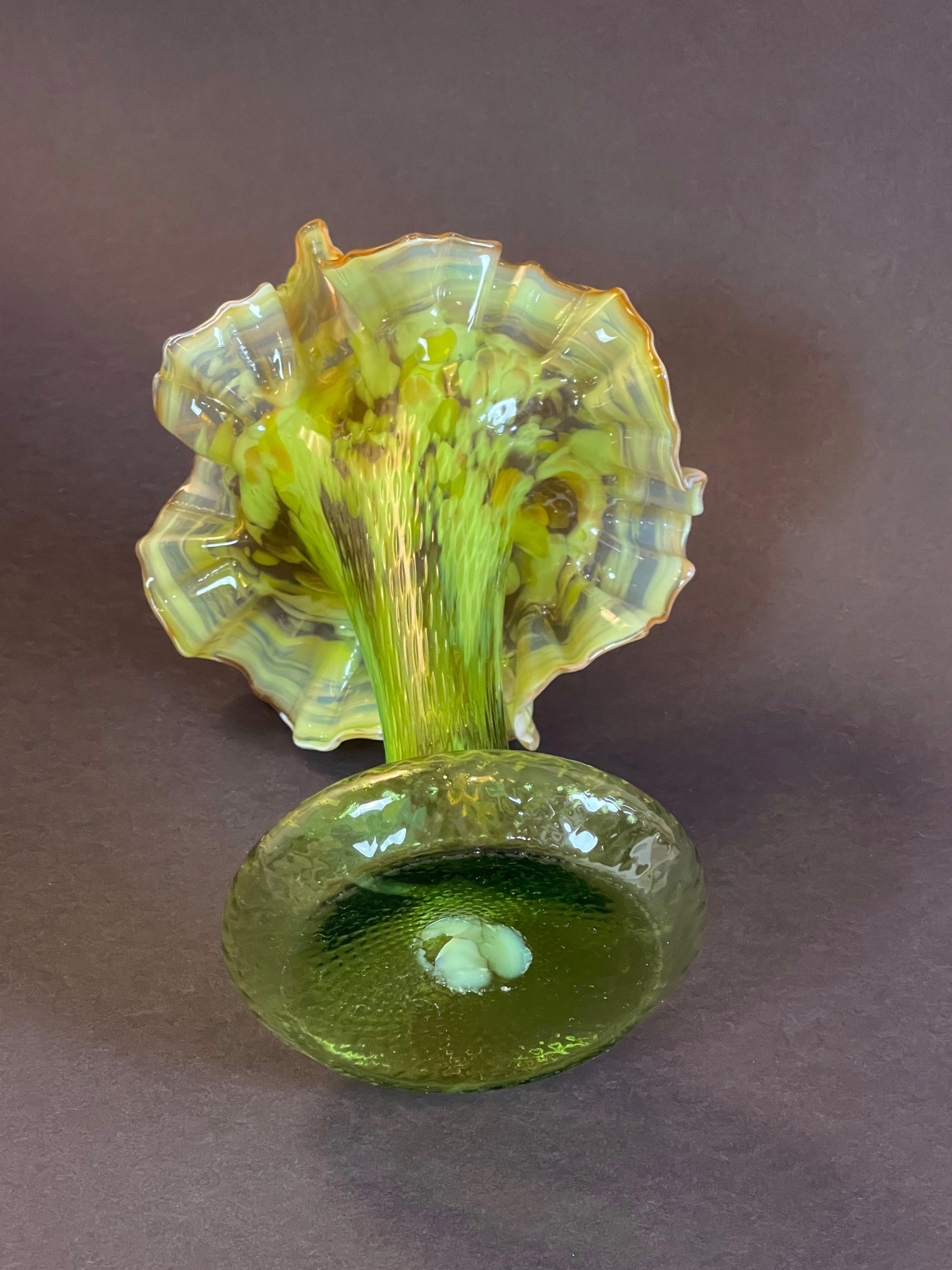 Art Glass 1900s Lush Art Nouveau Glass Vase 'Jack in the Pulpit' Cornucopia Confetti Tutu For Sale