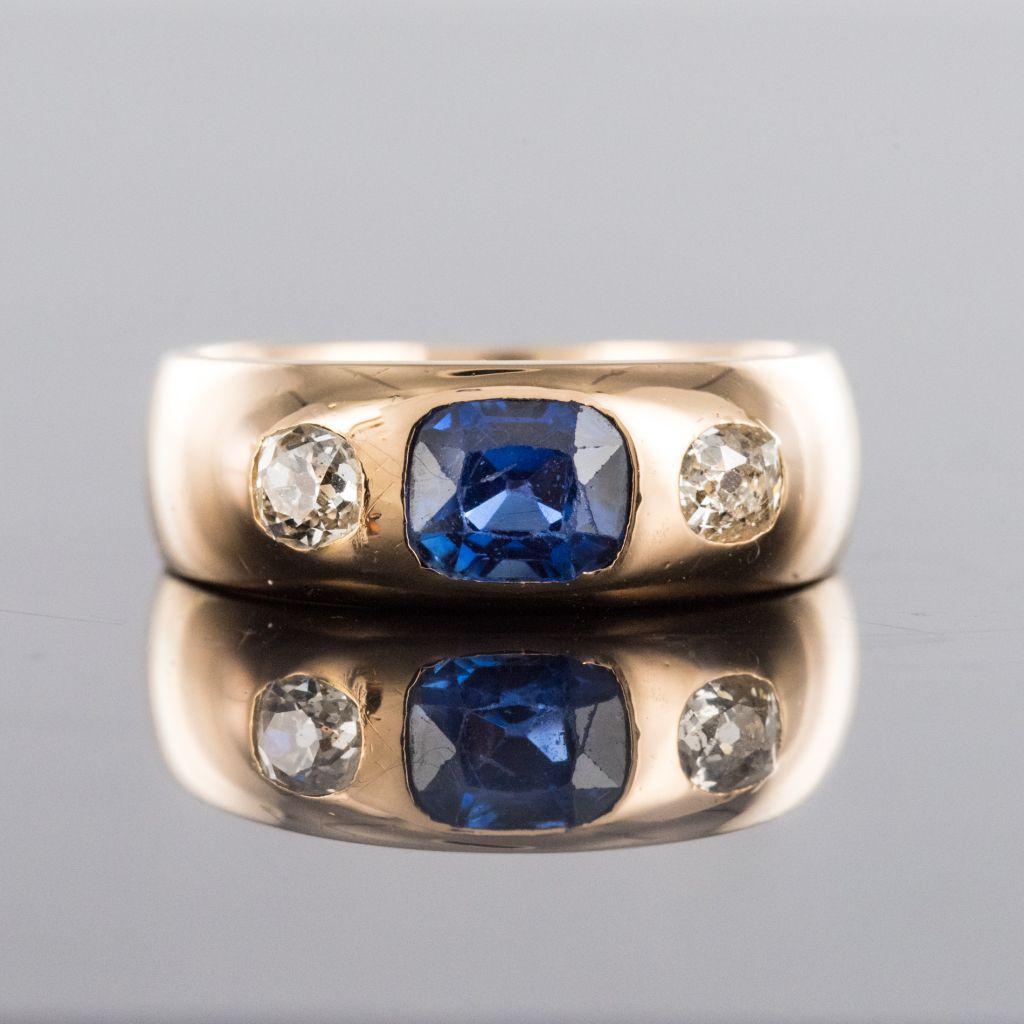 1900s Men or Women Sapphire Diamonds 18 Karat Gold Band Ring 3