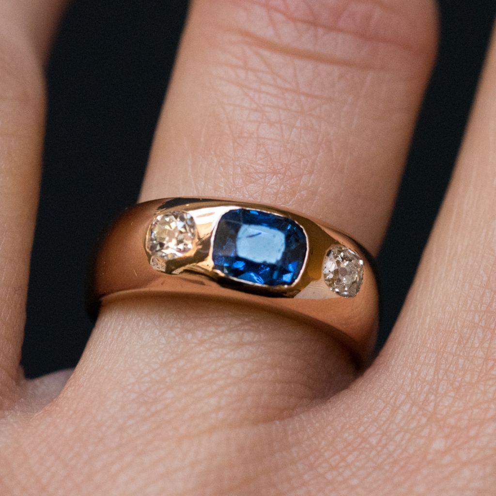 Women's or Men's 1900s Men or Women Sapphire Diamonds 18 Karat Gold Band Ring