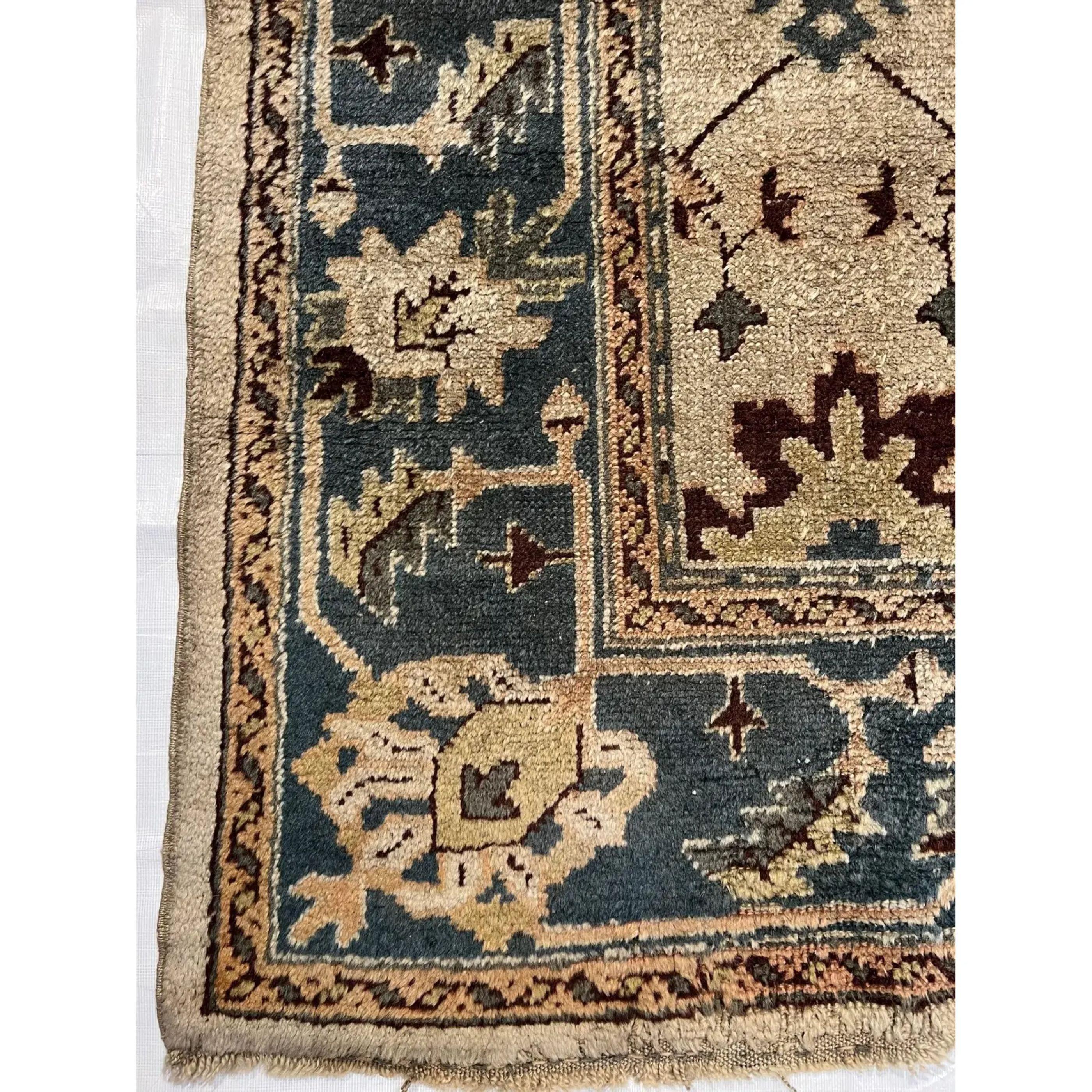 Early 20th Century 1900s Mid-19th Century Tribal Turkish Oushak Rug 10'0'' X 6'10'' For Sale