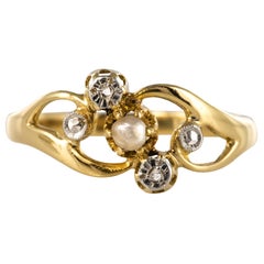 1900s Natural Pearl Diamonds 18 Karat Yellow Gold Ring