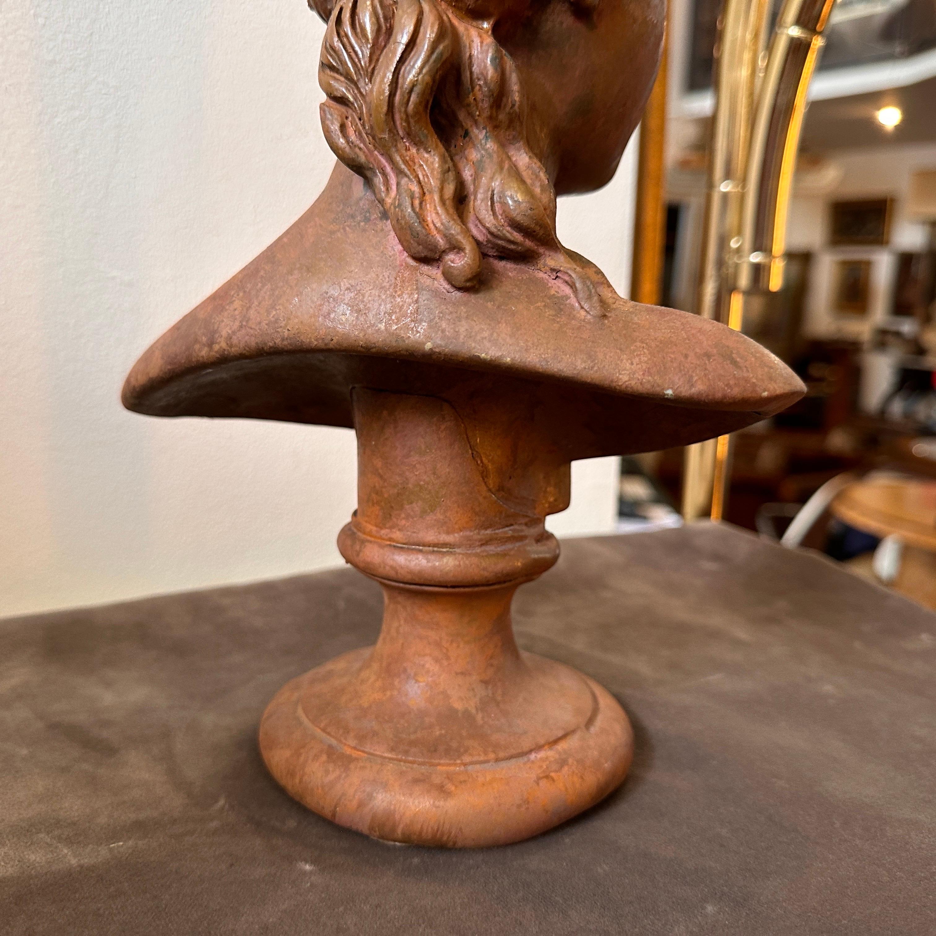 1900s Neoclassical Red Brick Patina Metal Italian Bust of a Woman For Sale 2