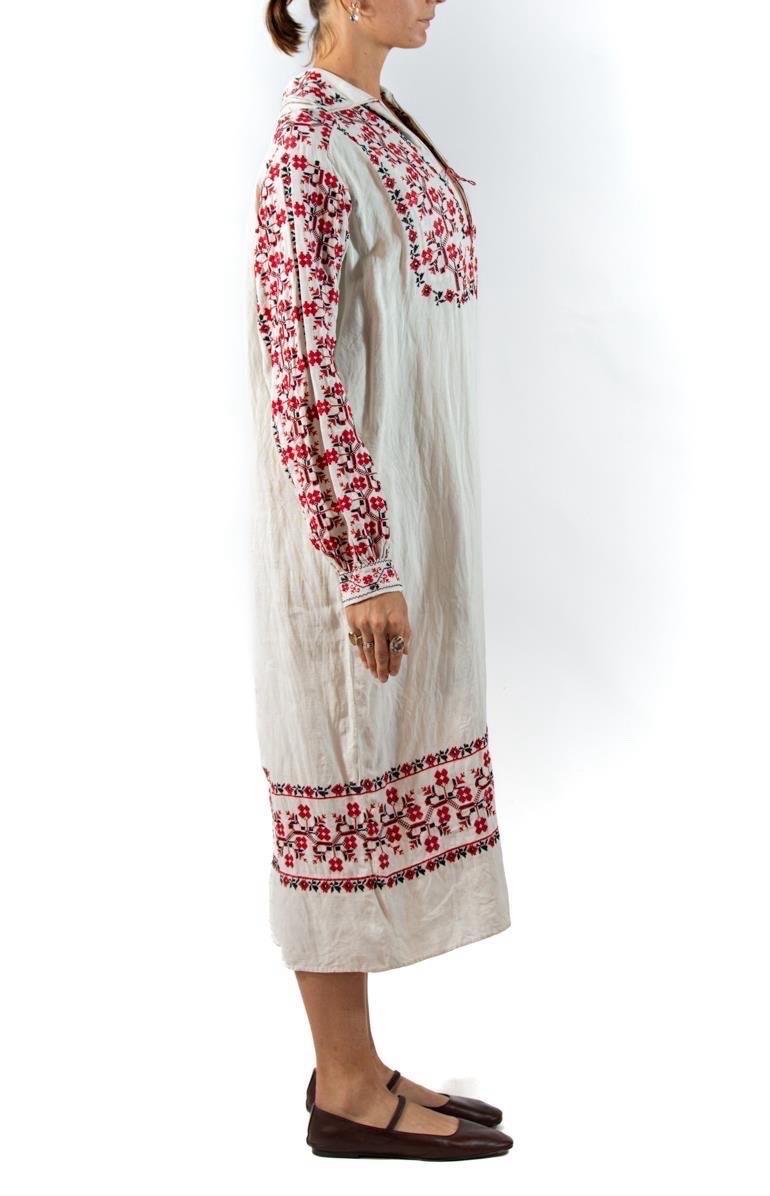 Women's 1900S Off White Floral Linen Dress For Sale