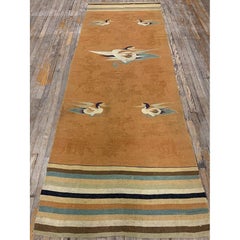Tapis de passage mongol antique chinois à tissage plat, aux motifs traditionnels orange, datant des années 1900